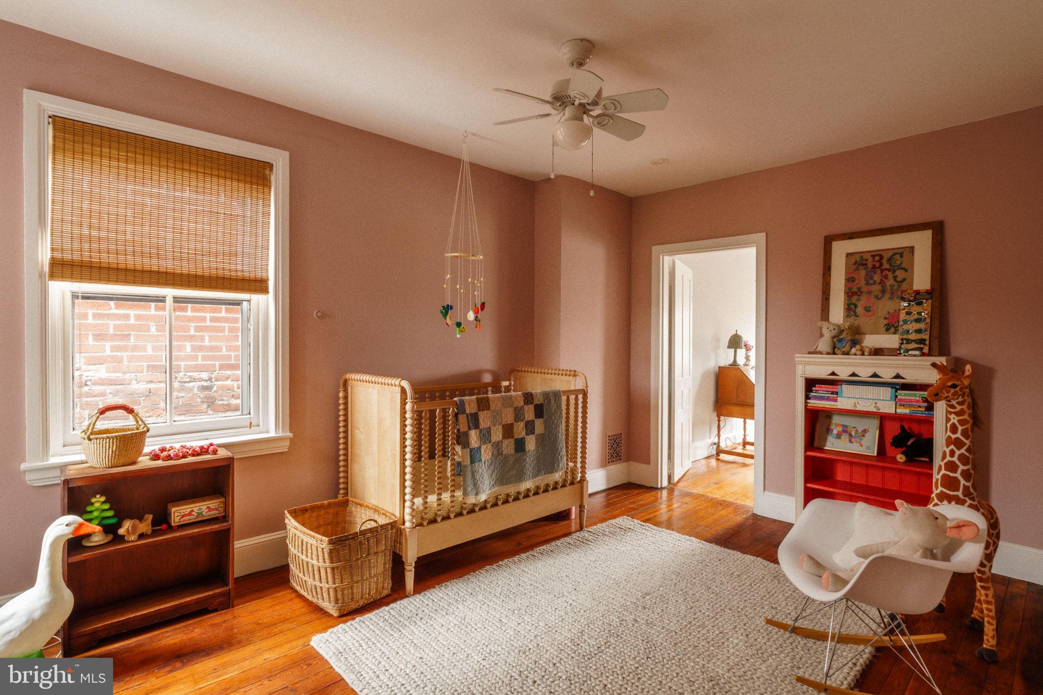 FAIRMOUNT - Residential