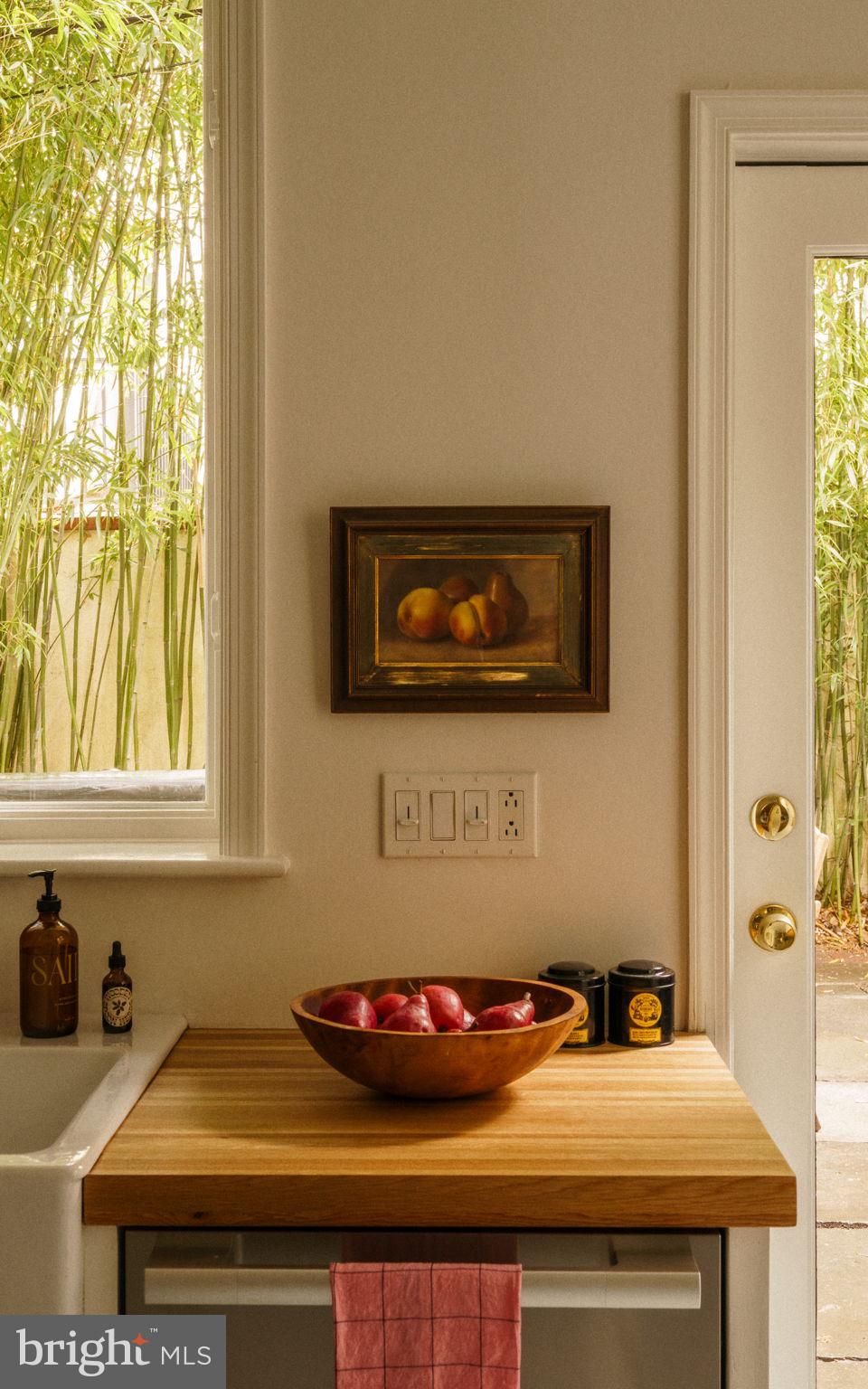 FAIRMOUNT - Residential