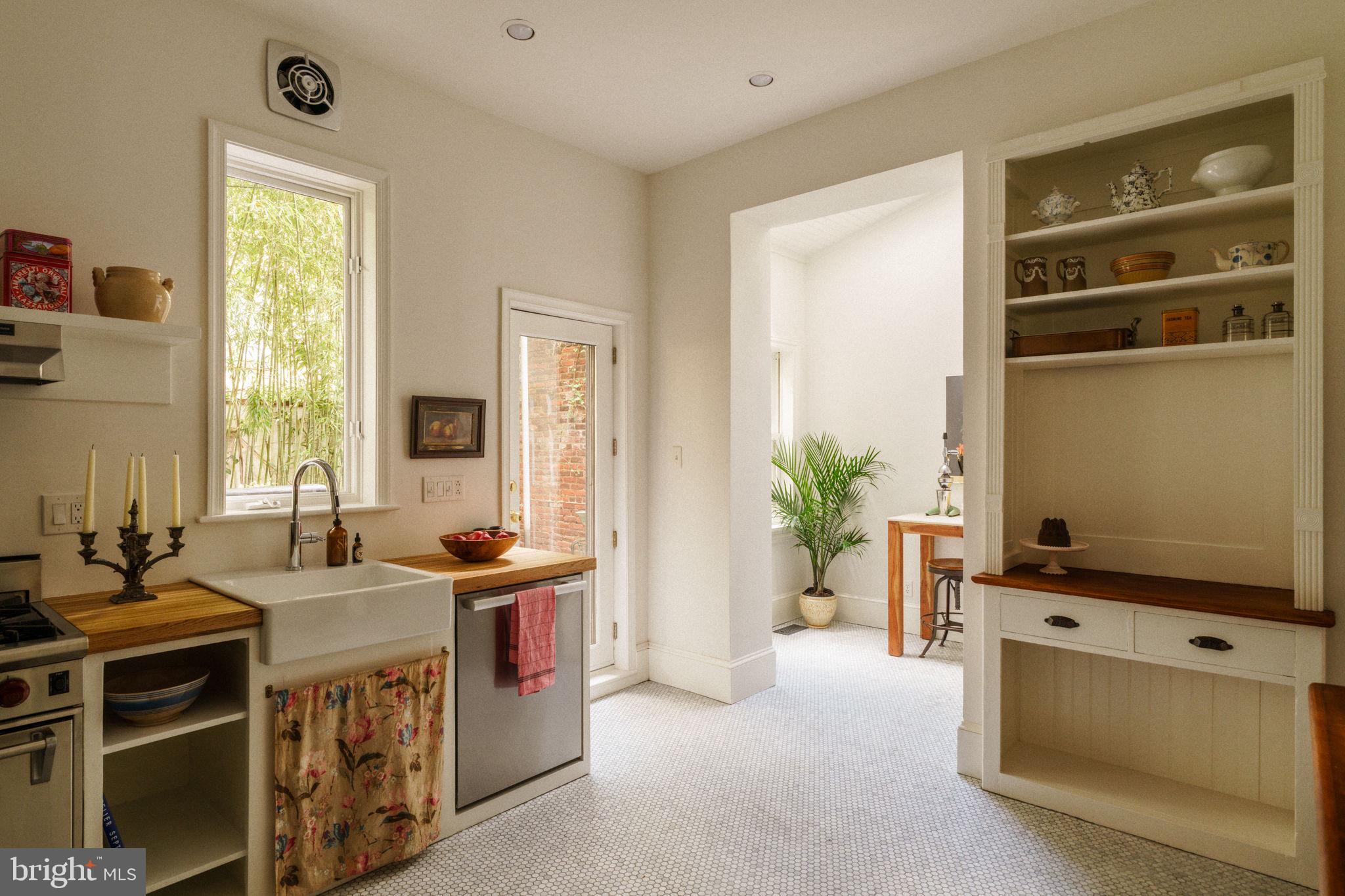 FAIRMOUNT - Residential