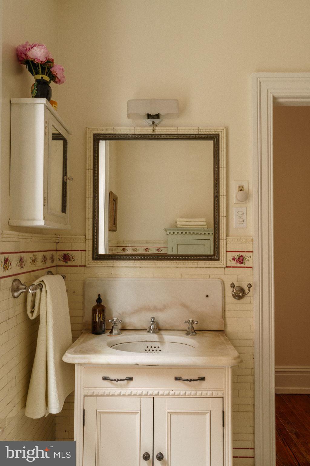 FAIRMOUNT - Residential