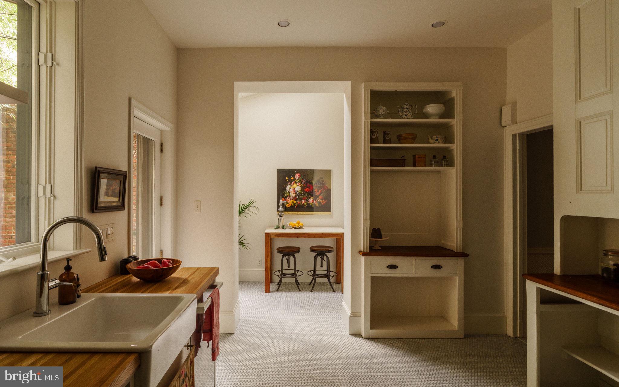 FAIRMOUNT - Residential