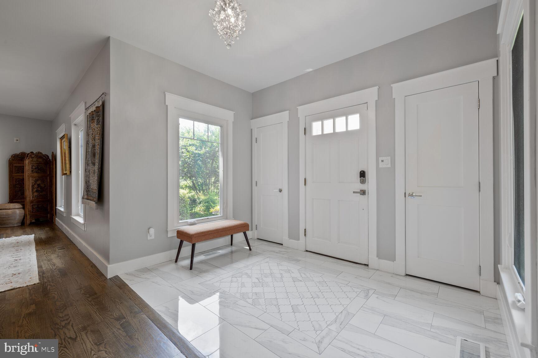 HIGHLAND LAKE - Residential