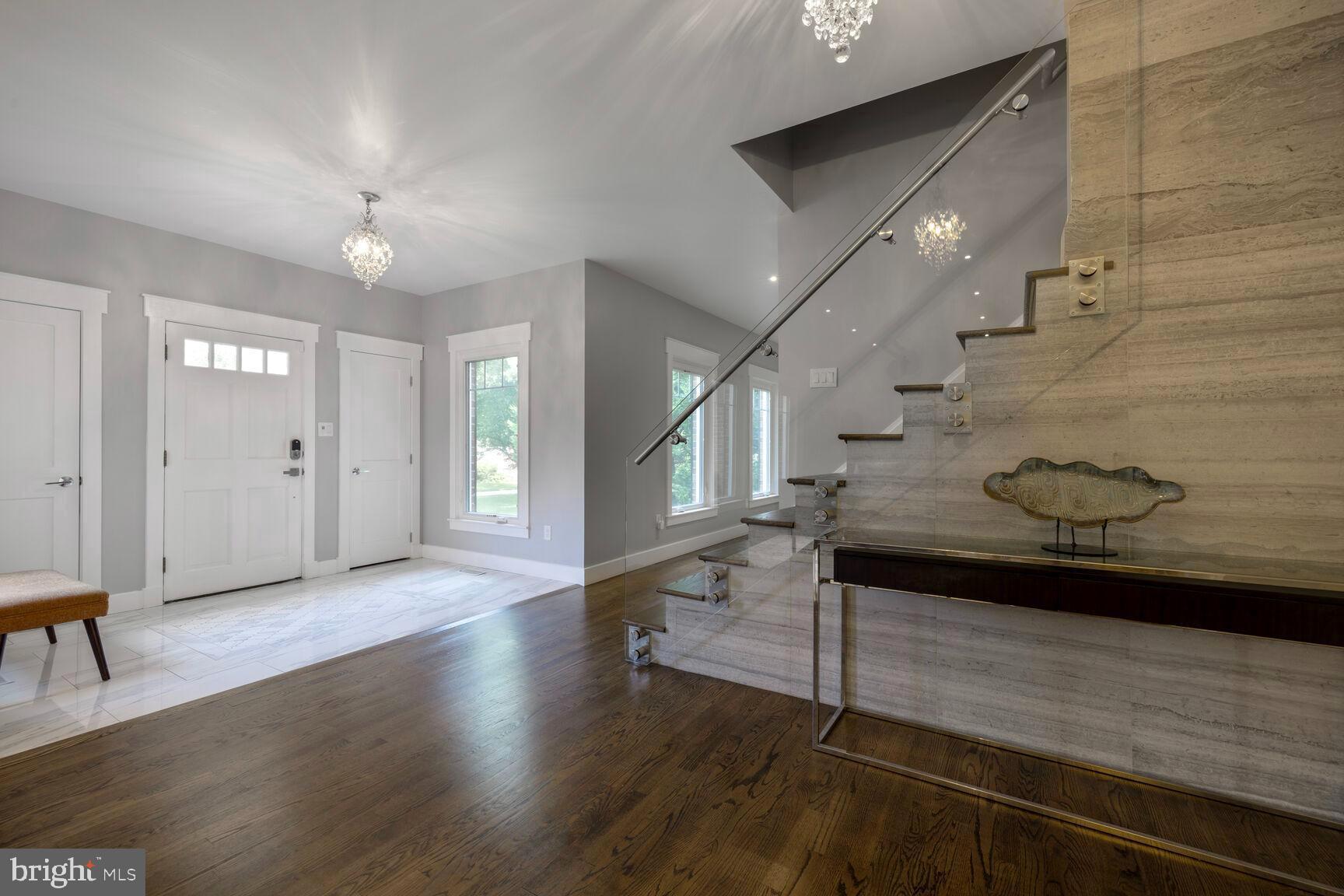 HIGHLAND LAKE - Residential