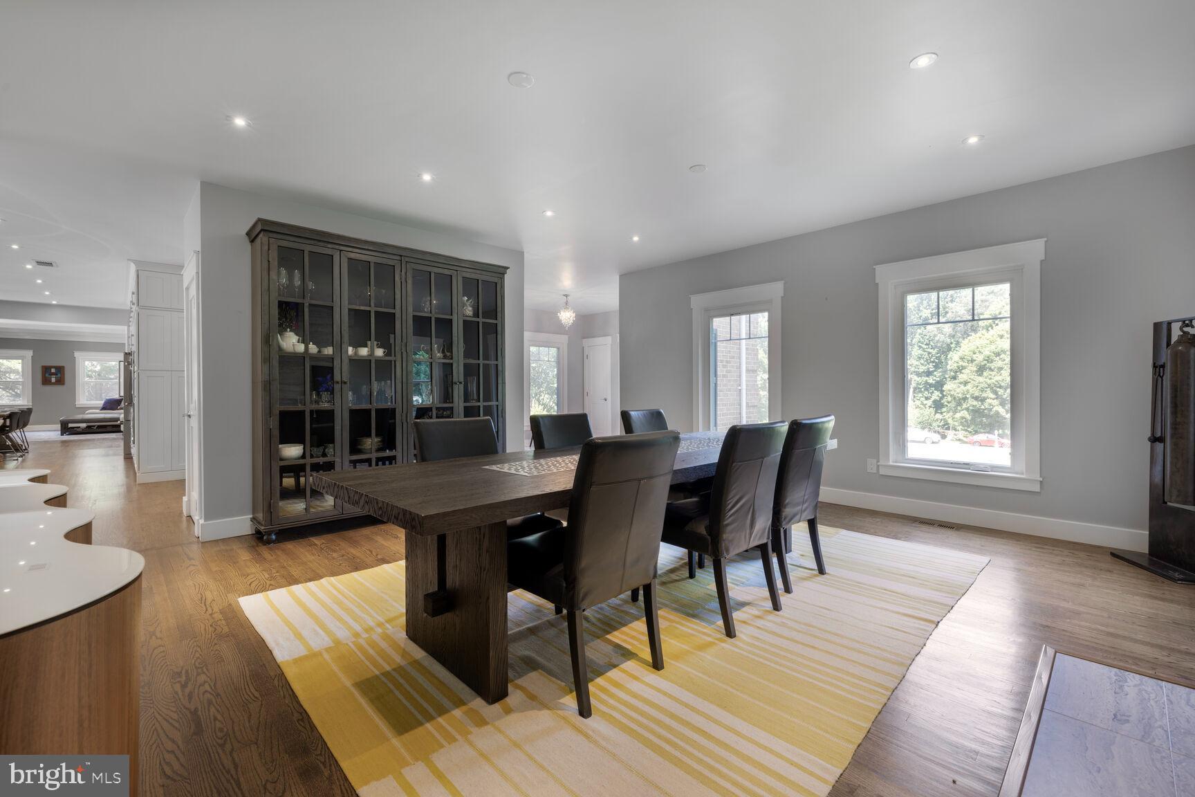 HIGHLAND LAKE - Residential