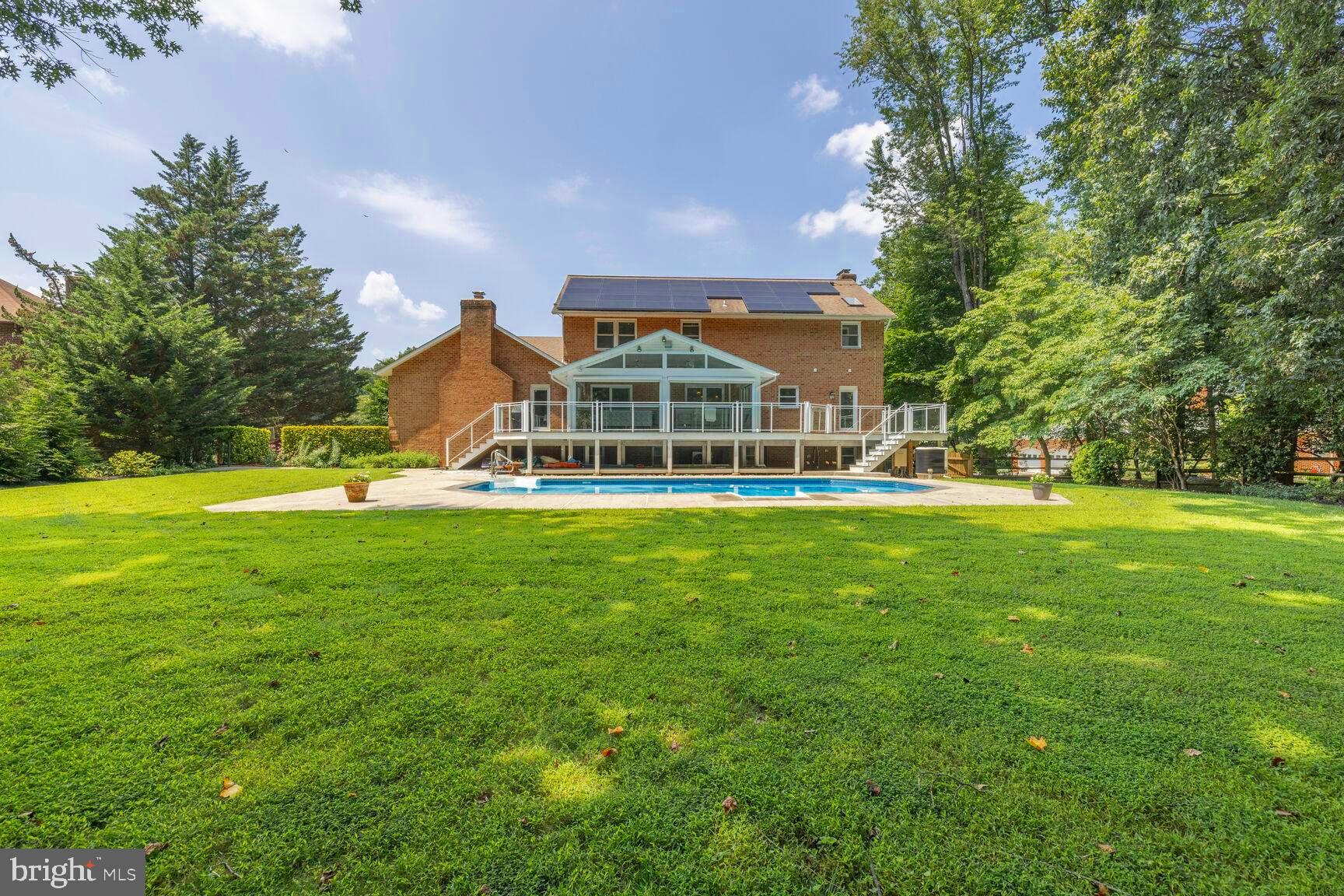 HIGHLAND LAKE - Residential