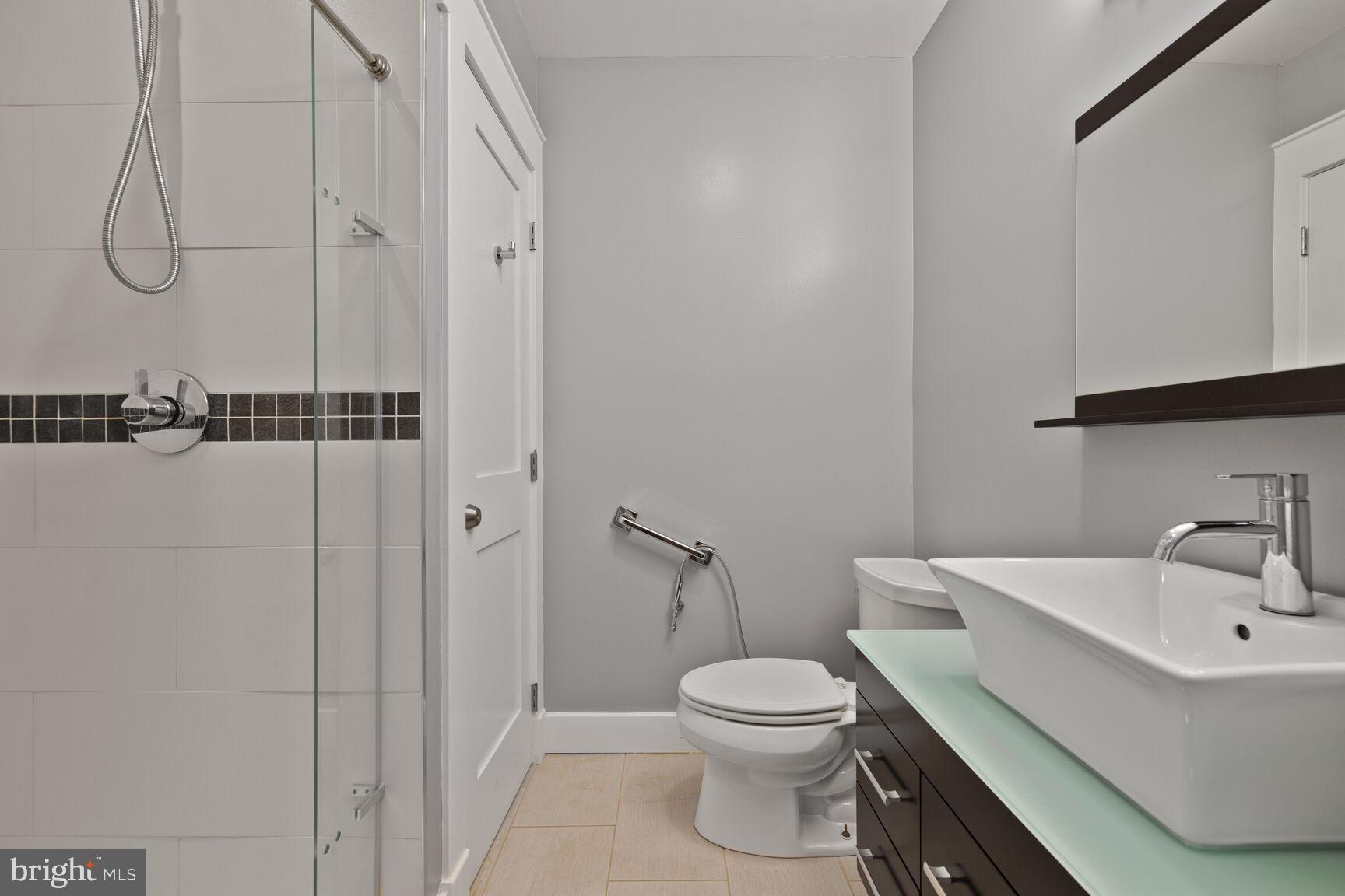 HIGHLAND LAKE - Residential