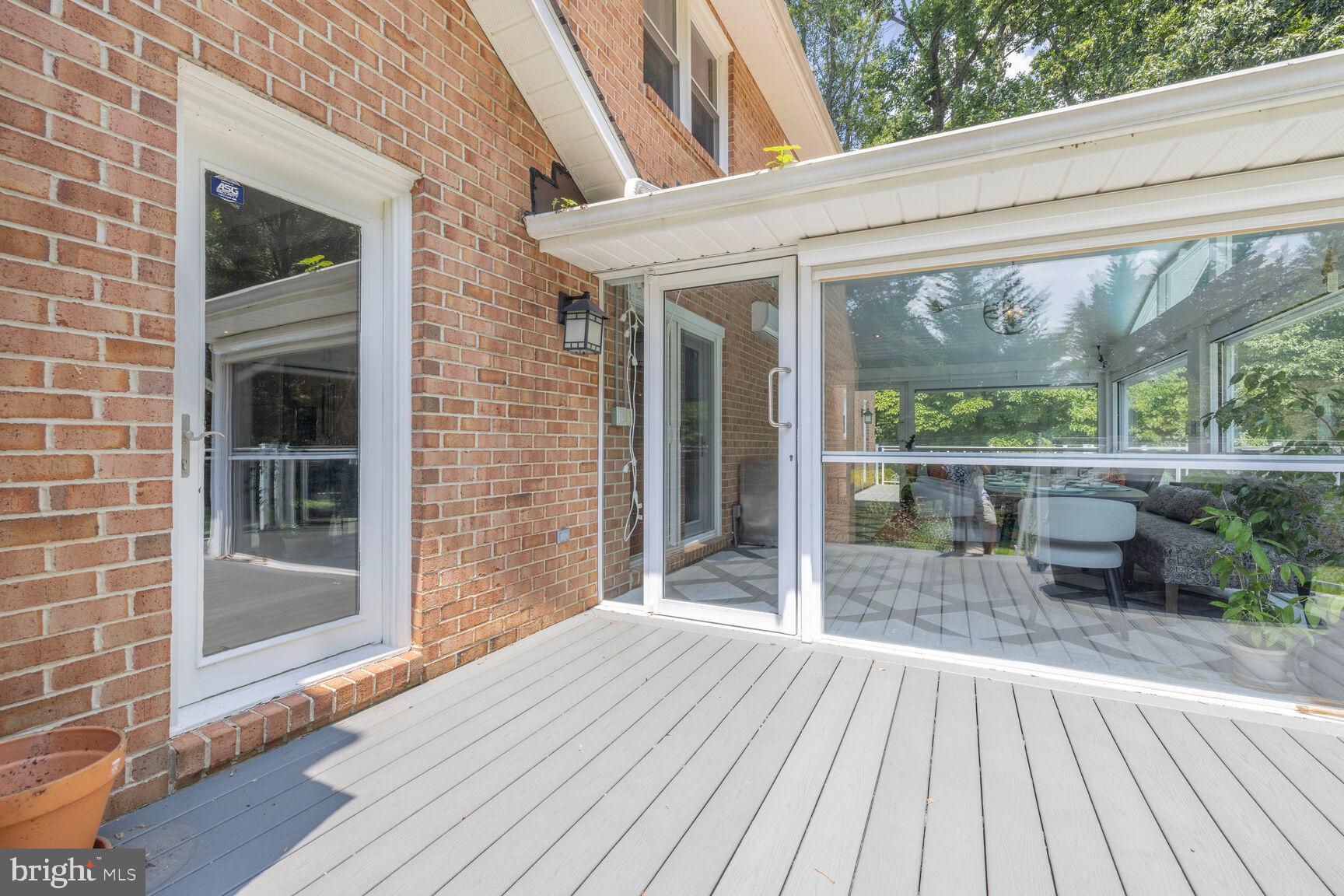 HIGHLAND LAKE - Residential