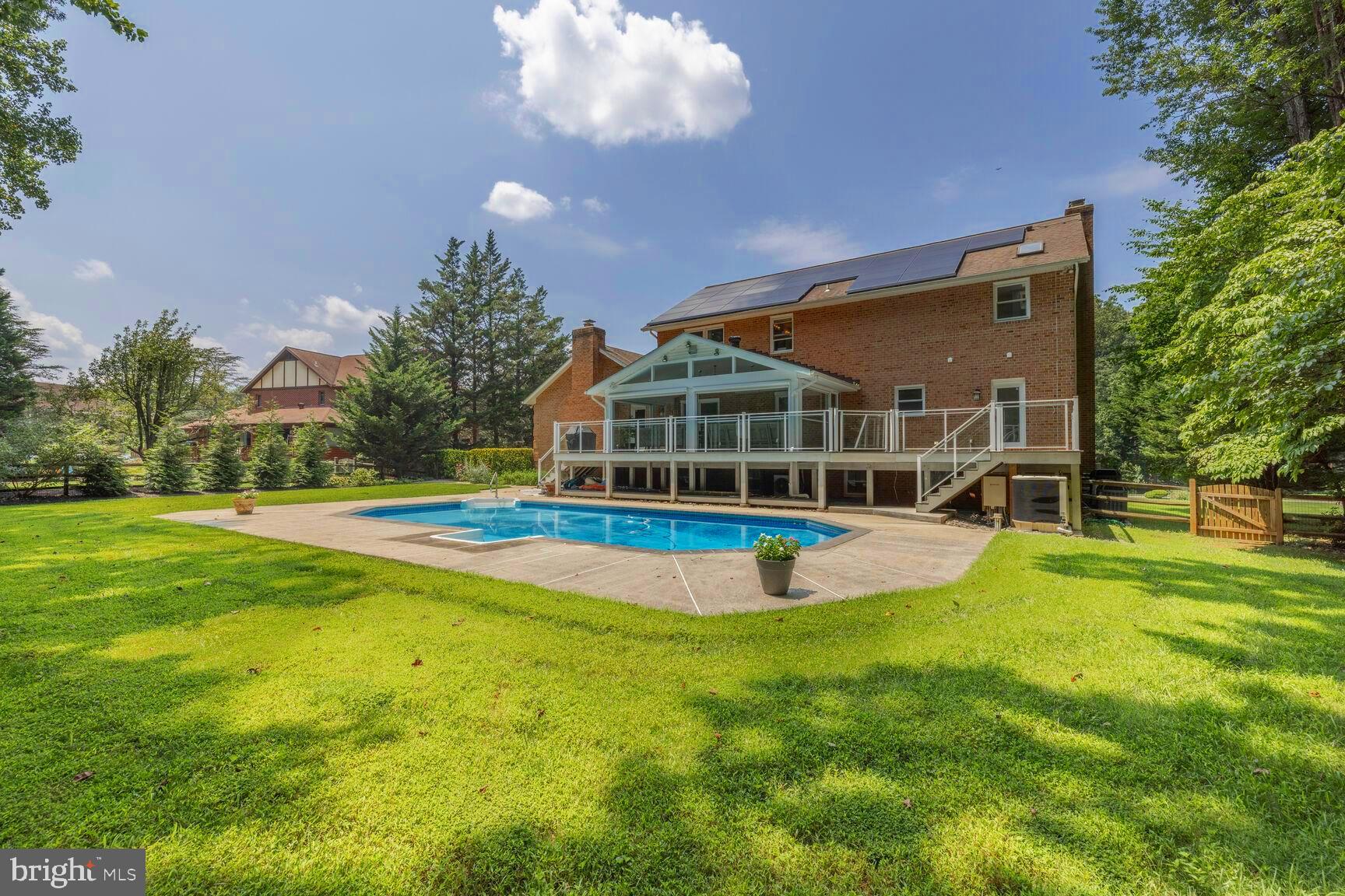 6526 RIVER CLYDE DRIVE