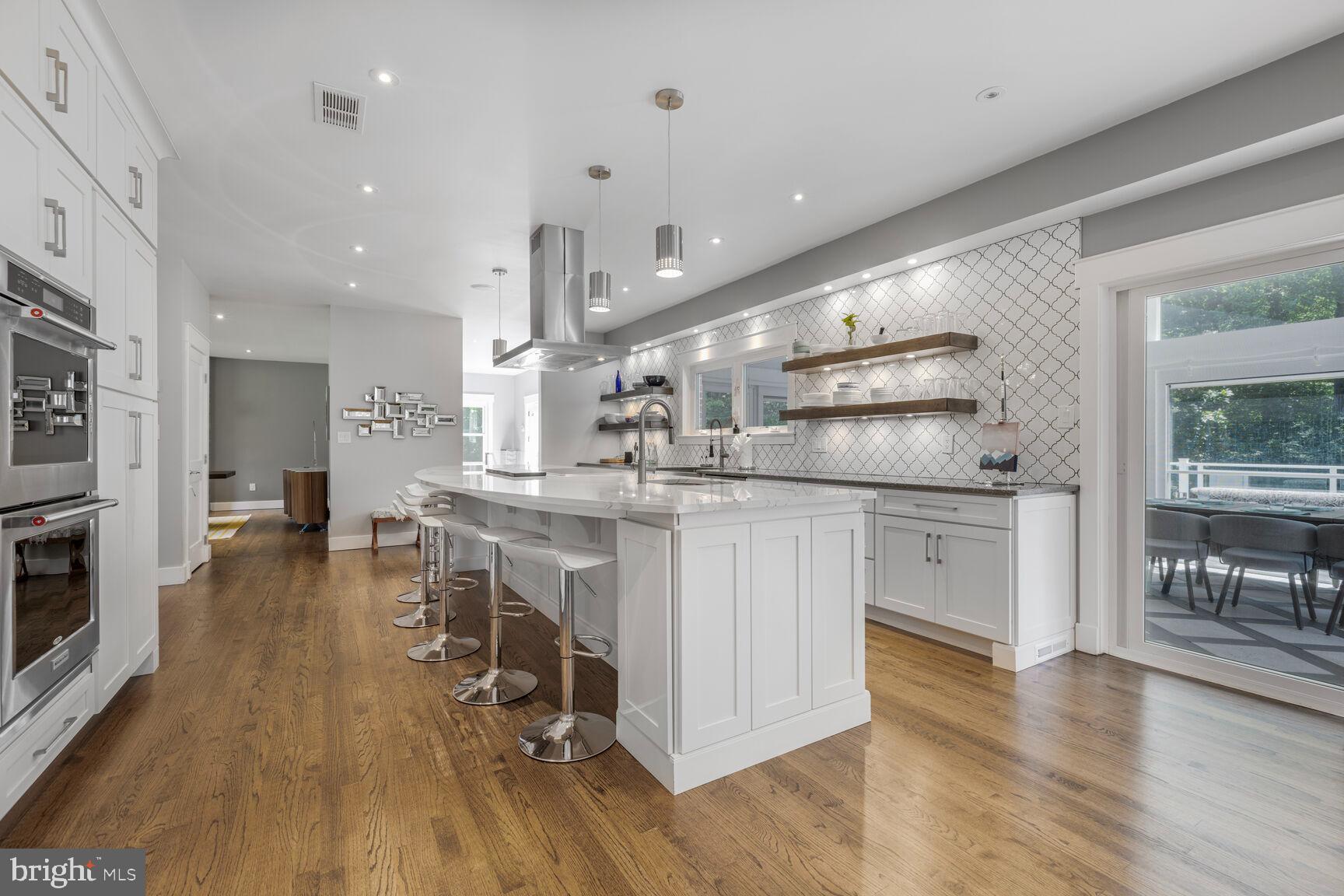 HIGHLAND LAKE - Residential