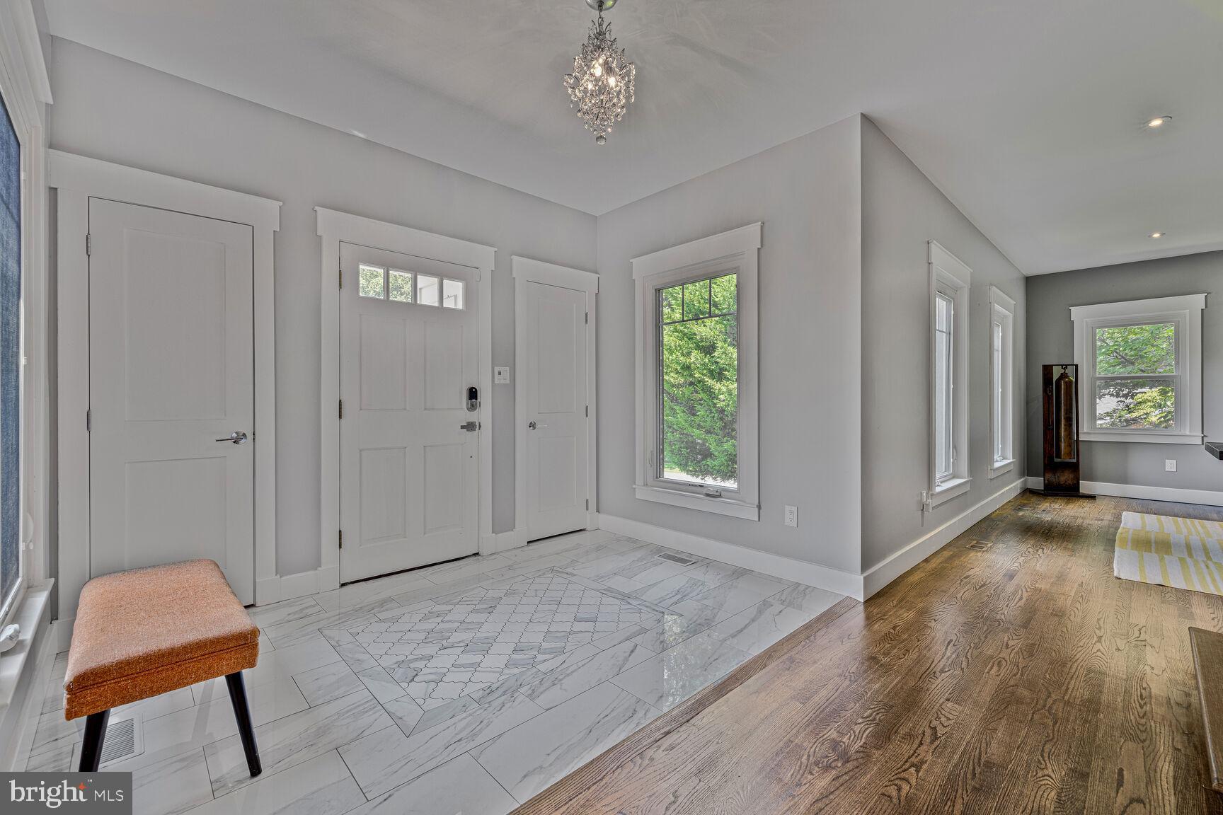 HIGHLAND LAKE - Residential