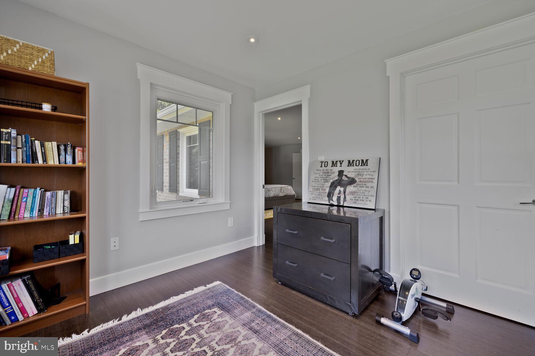 HIGHLAND LAKE - Residential