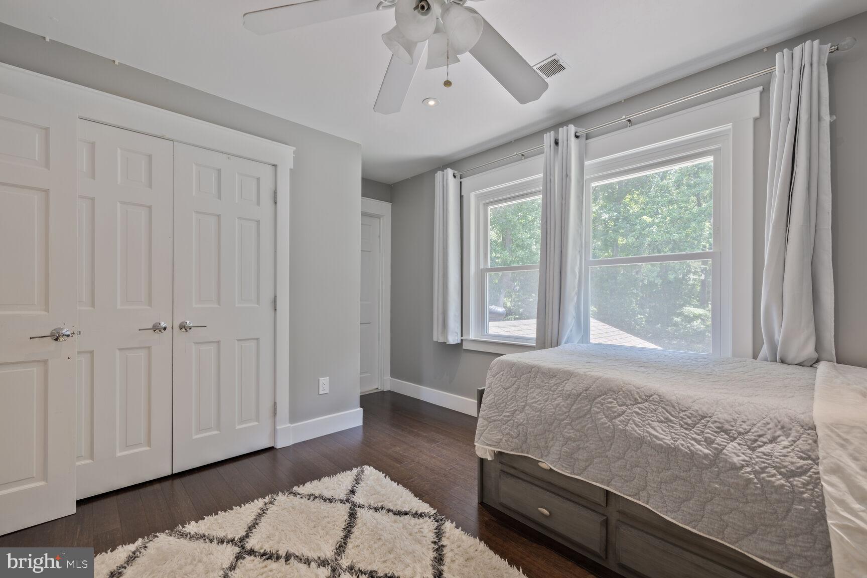 HIGHLAND LAKE - Residential