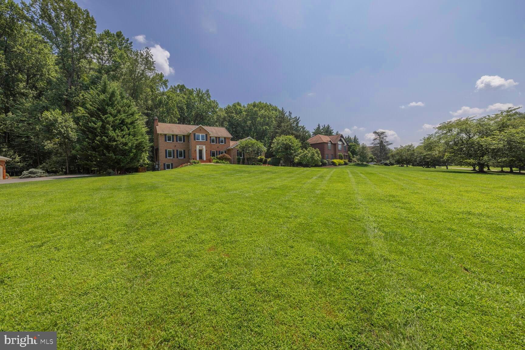 HIGHLAND LAKE - Residential