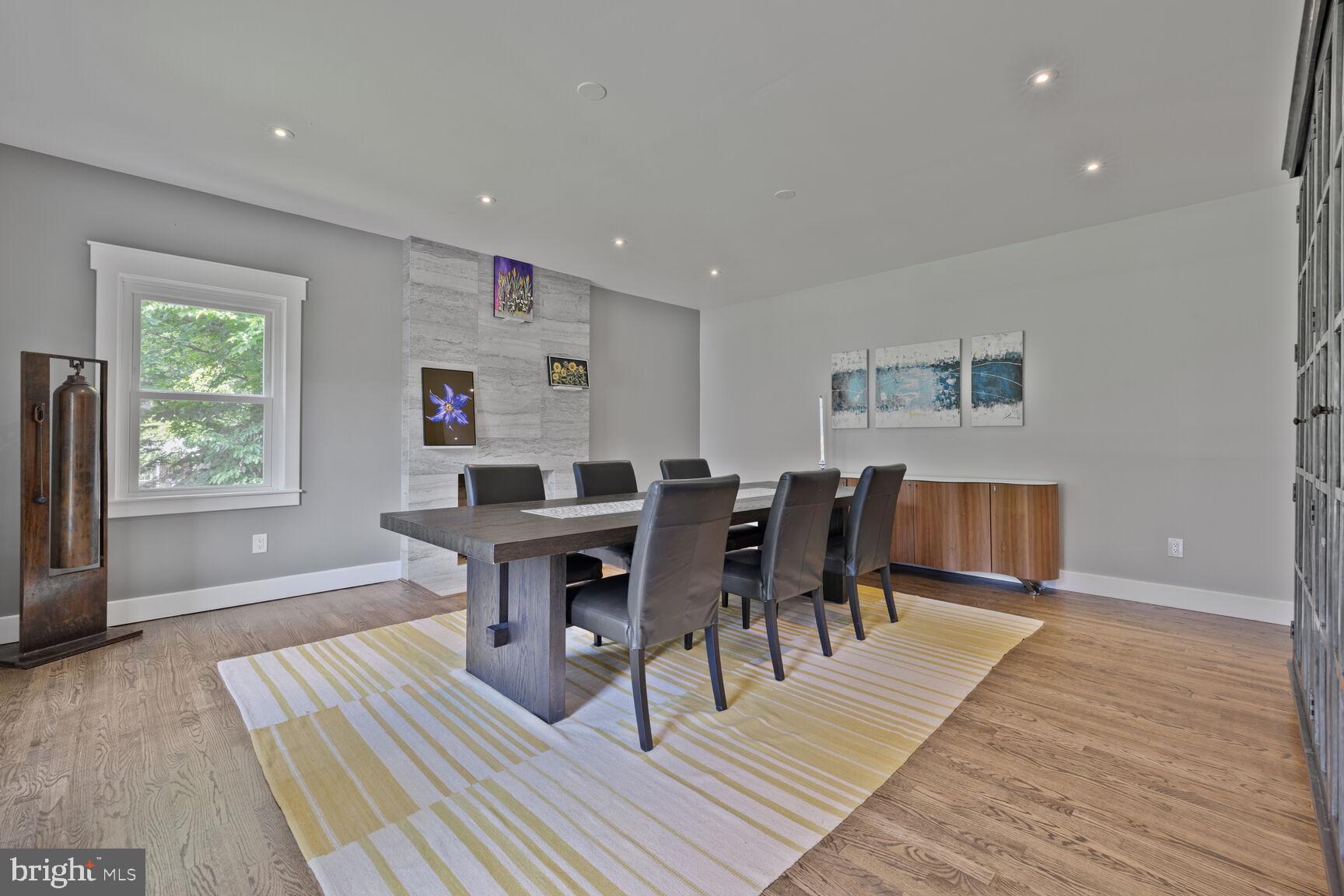 HIGHLAND LAKE - Residential