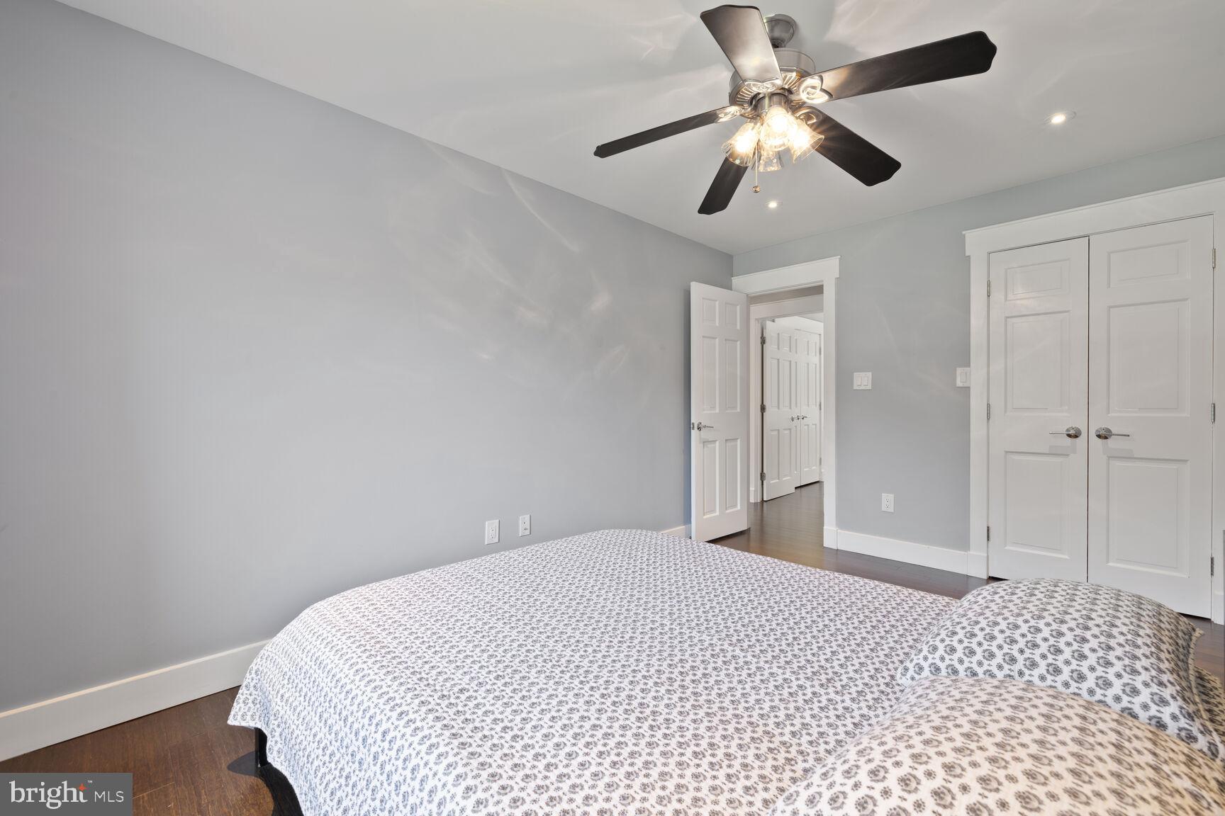 HIGHLAND LAKE - Residential