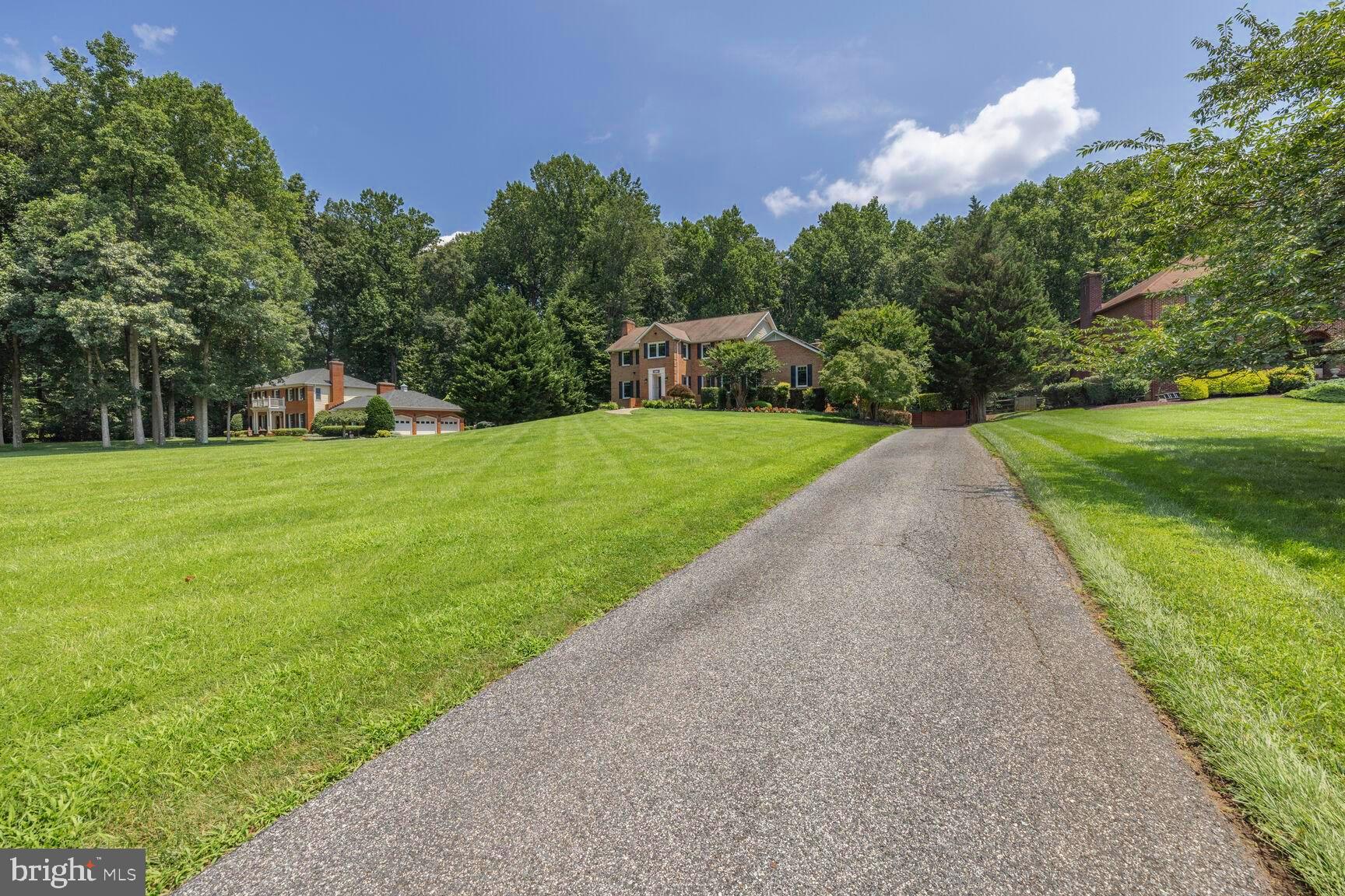 HIGHLAND LAKE - Residential