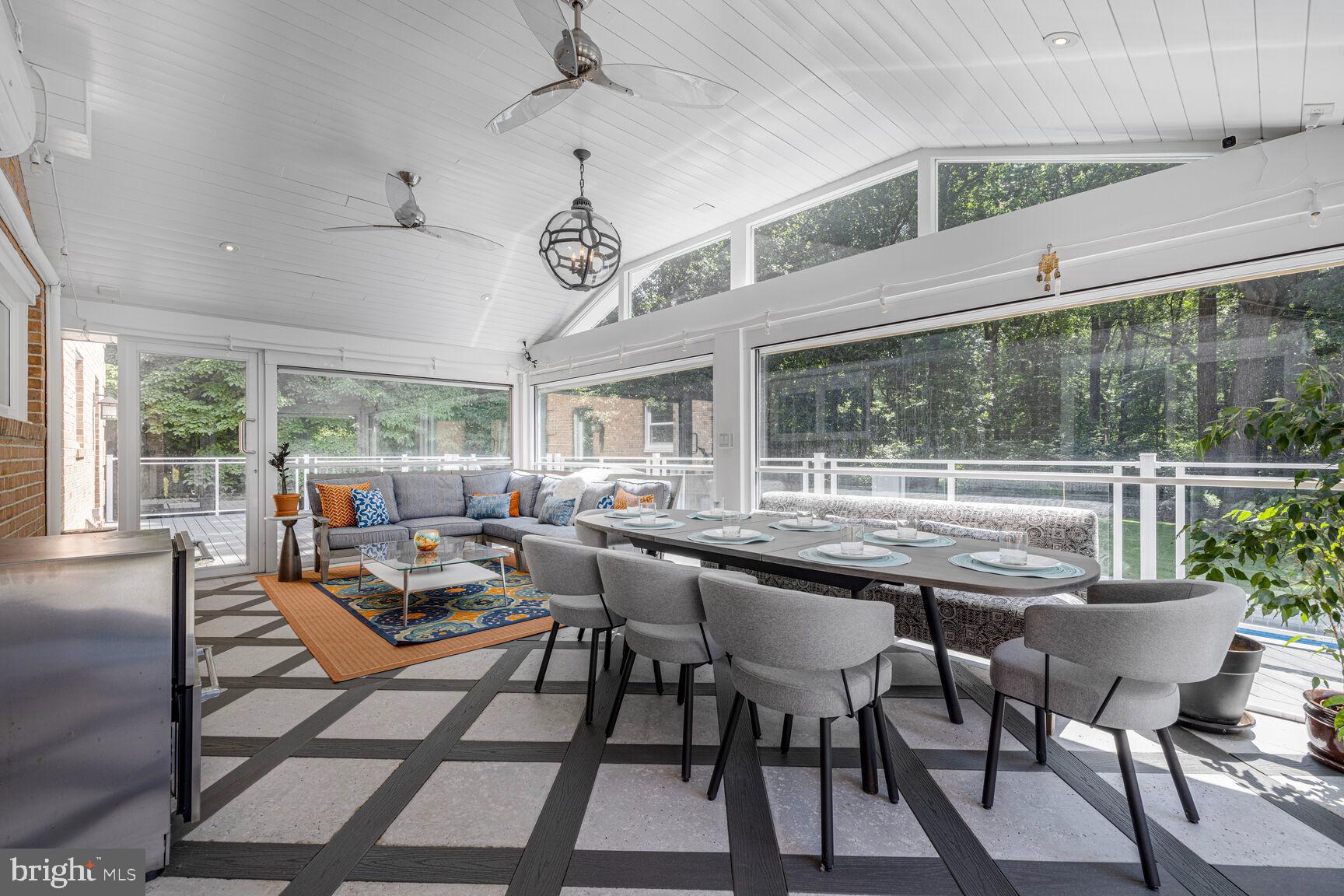 HIGHLAND LAKE - Residential