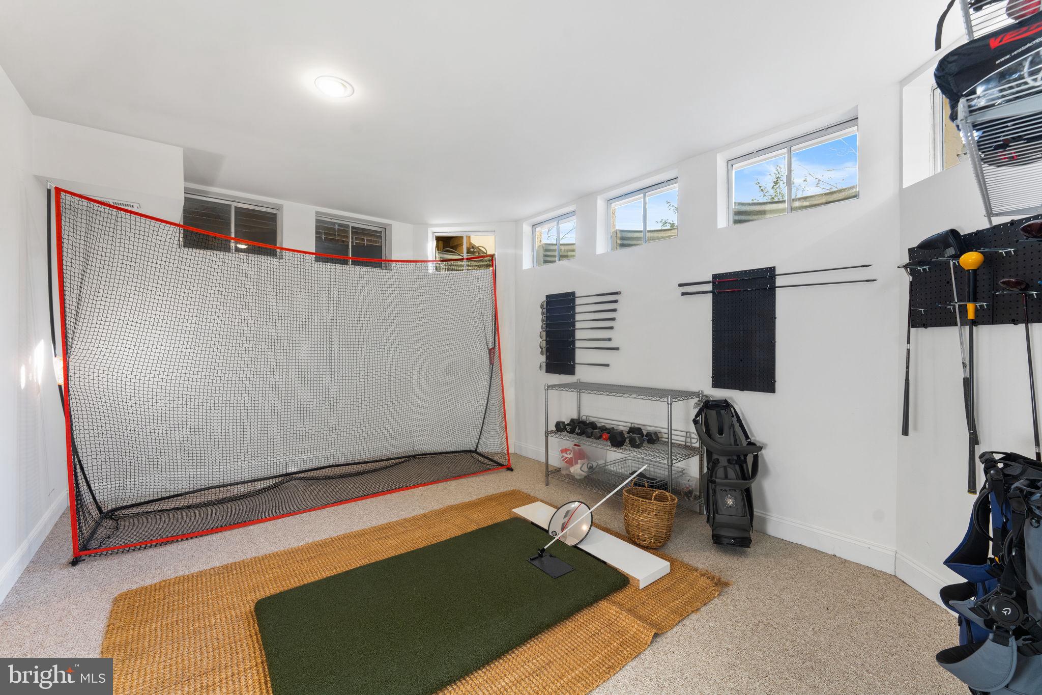 LANSDOWNE ON THE POTOMAC - Residential