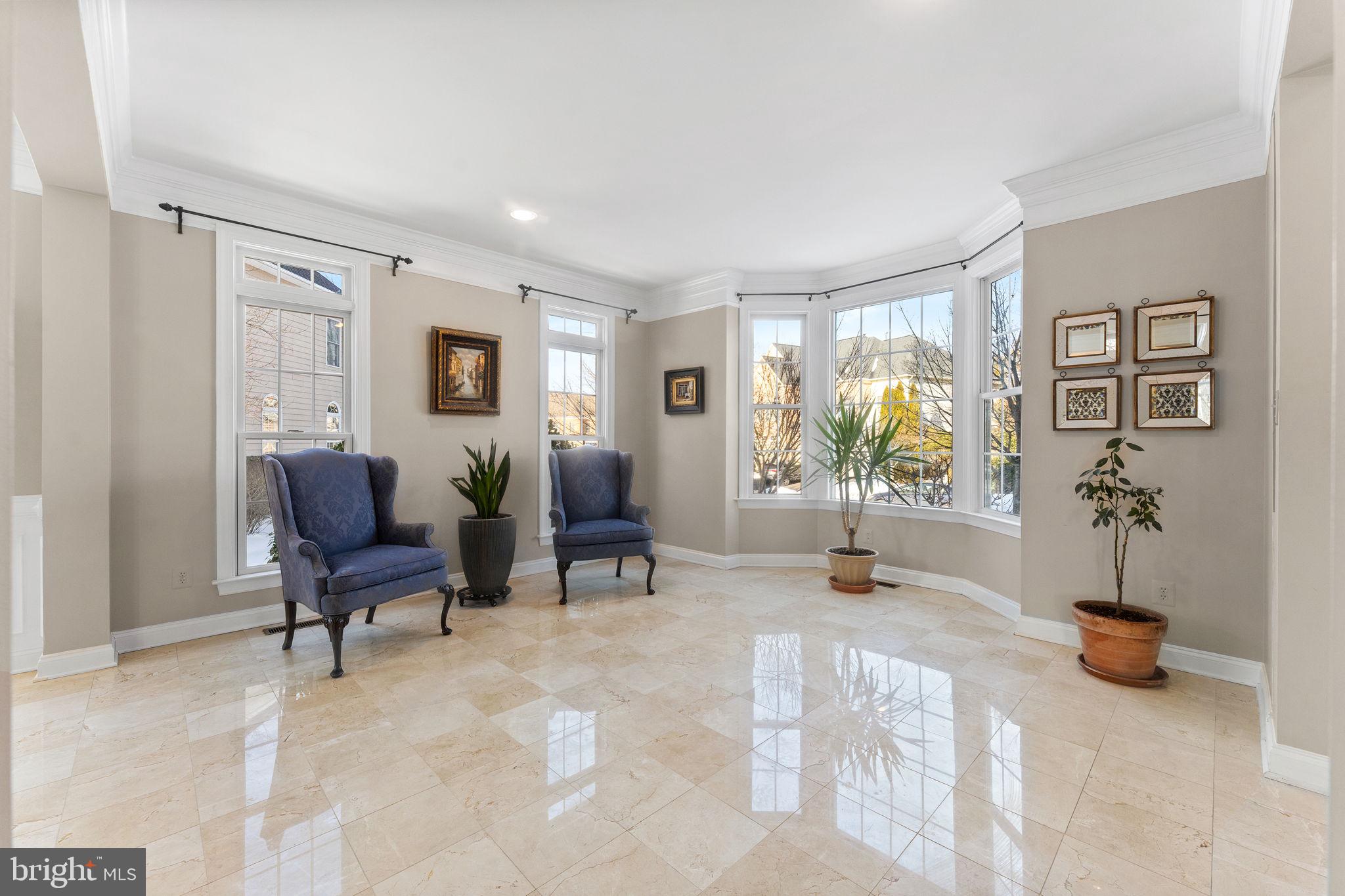 LANSDOWNE ON THE POTOMAC - Residential