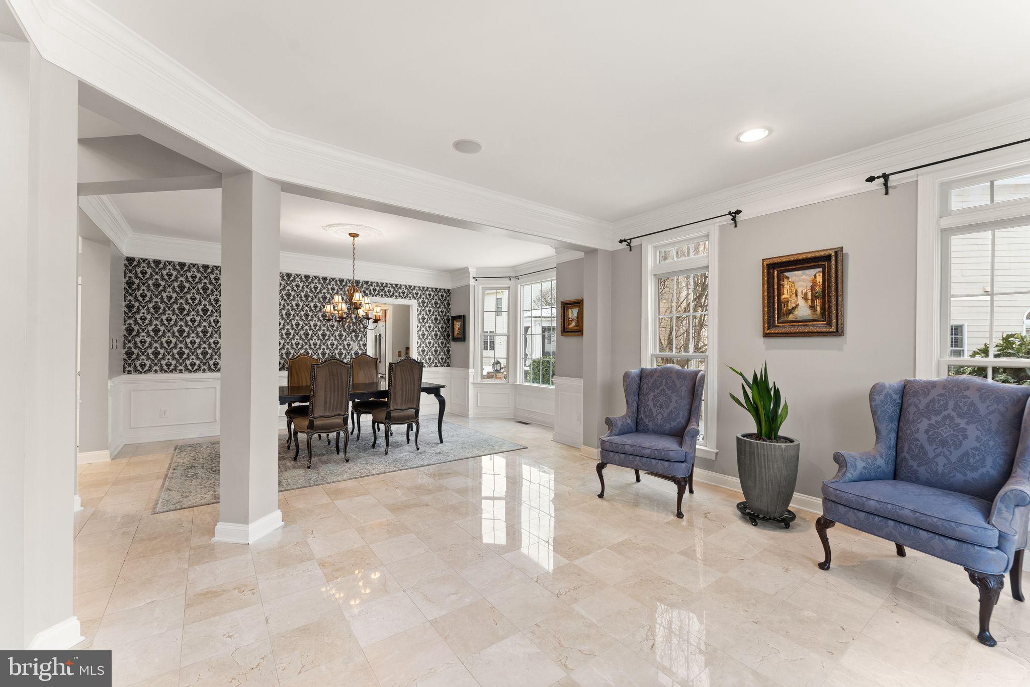 LANSDOWNE ON THE POTOMAC - Residential