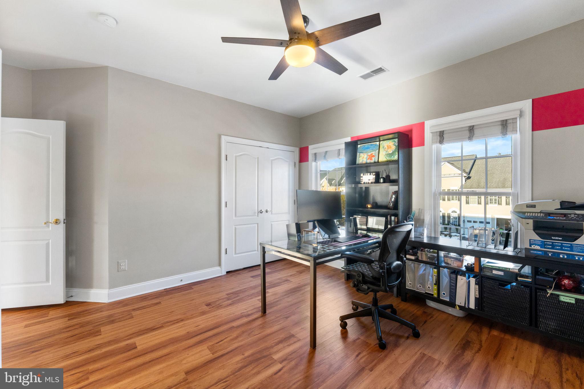 LANSDOWNE ON THE POTOMAC - Residential