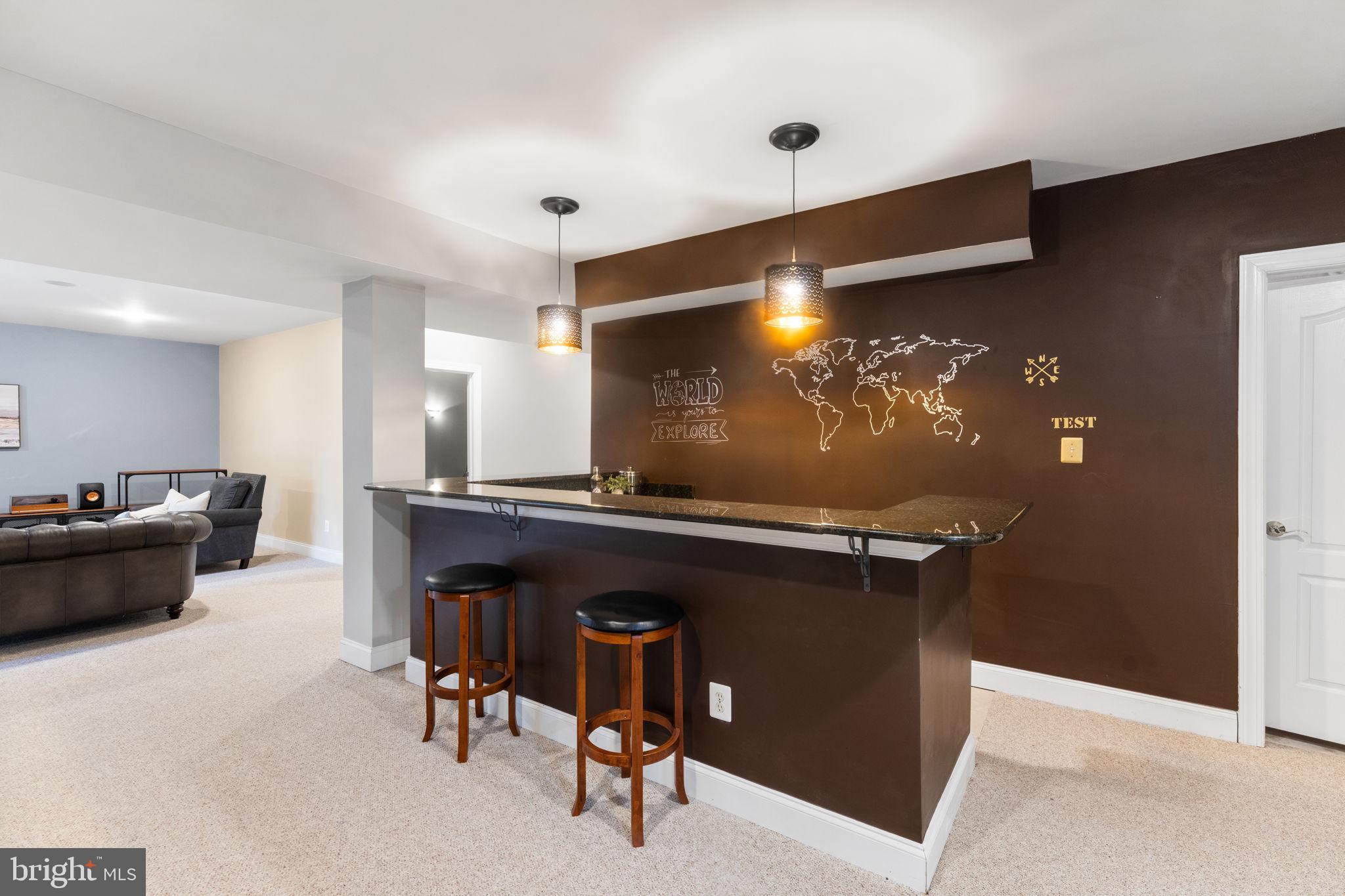 LANSDOWNE ON THE POTOMAC - Residential