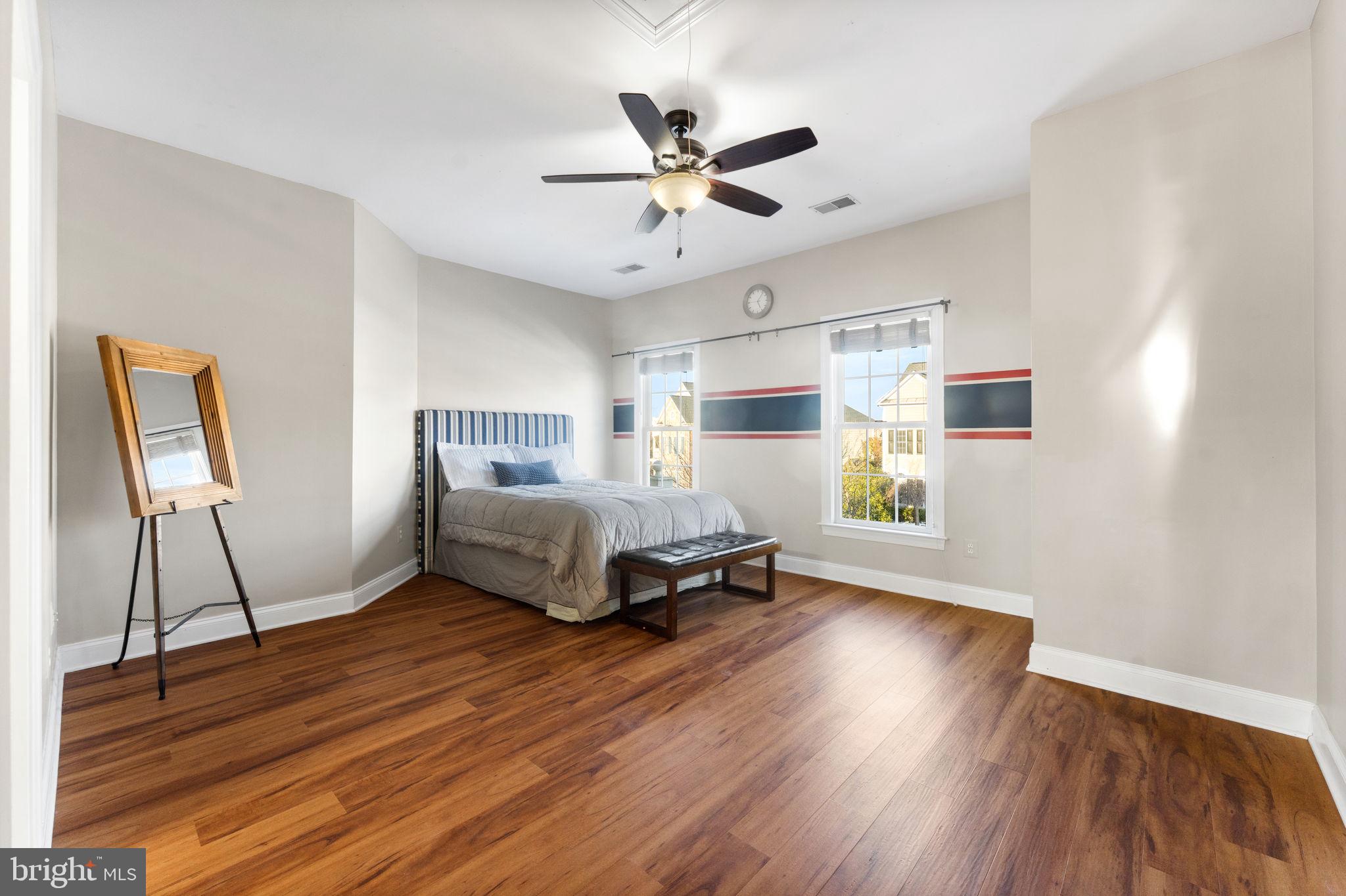 LANSDOWNE ON THE POTOMAC - Residential