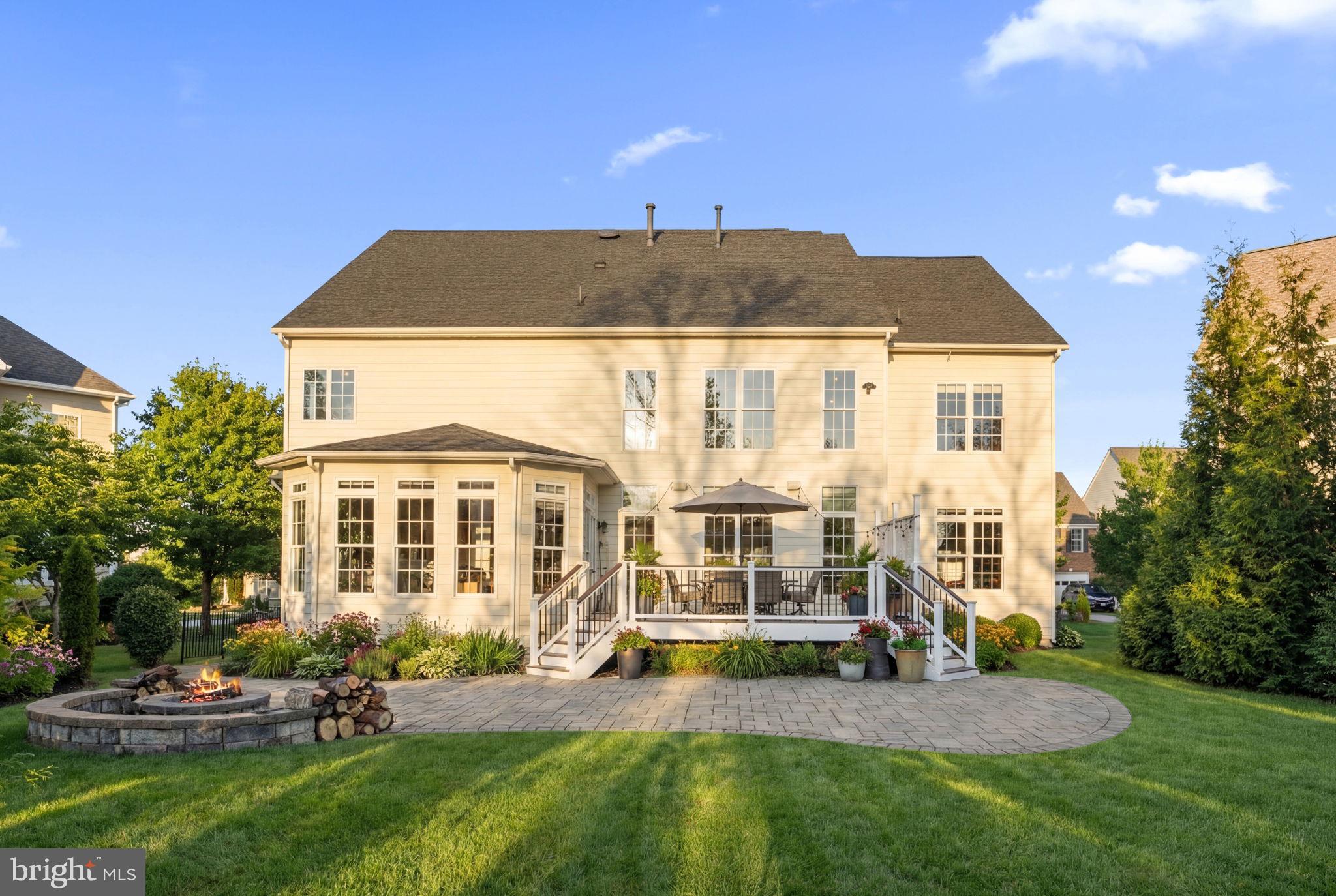 LANSDOWNE ON THE POTOMAC - Residential