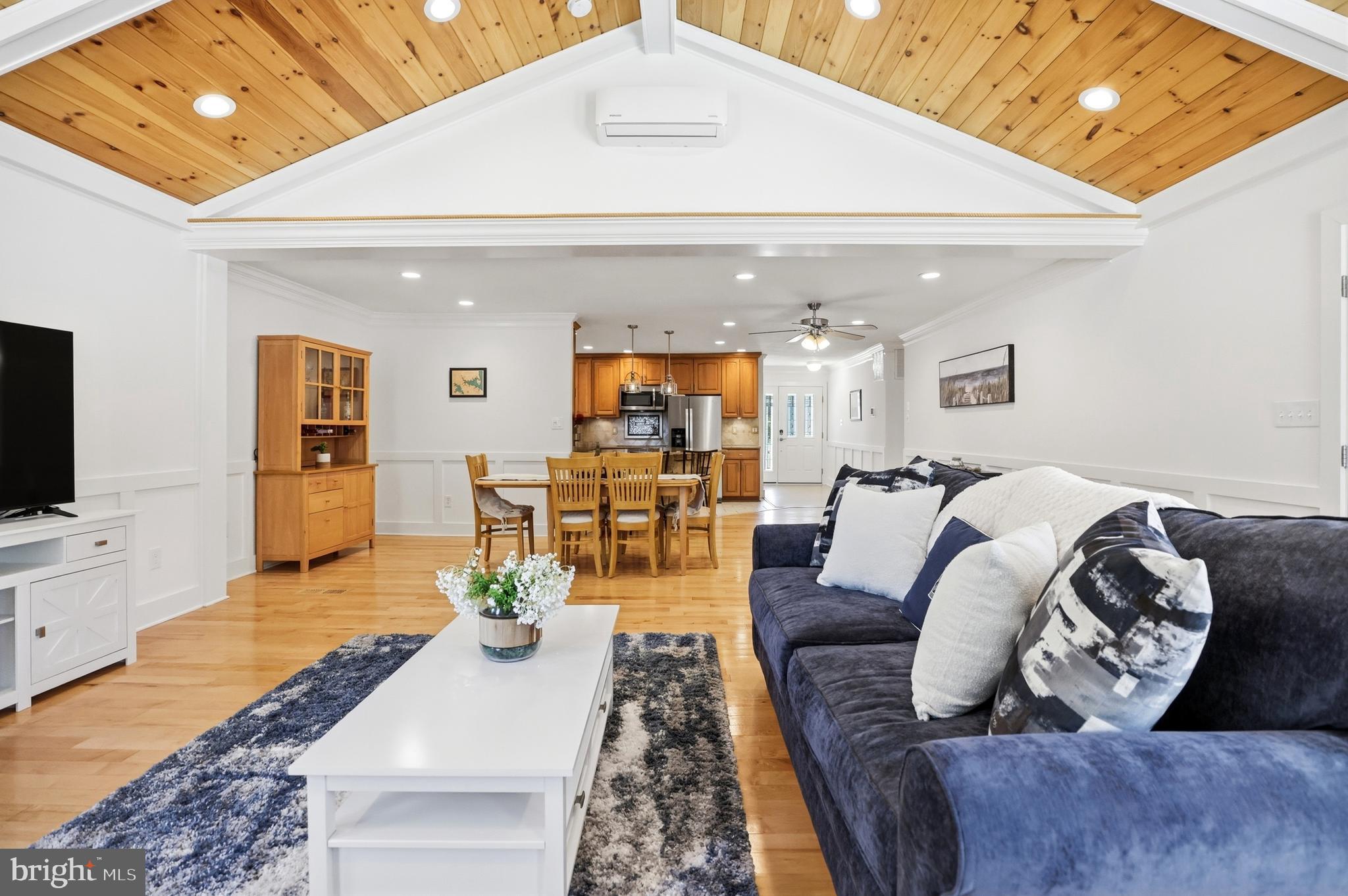 SPRIGGS COVE - Residential