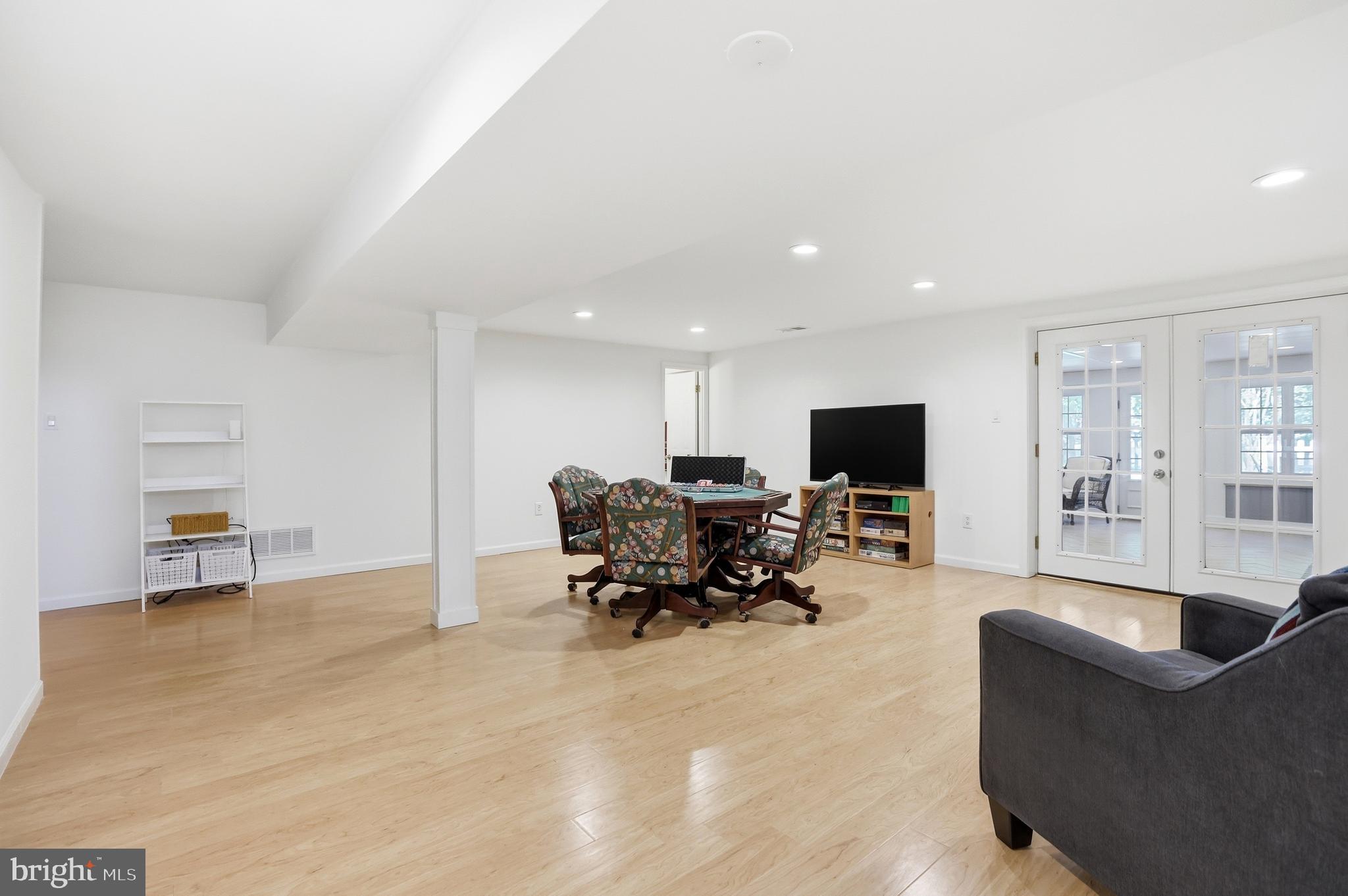 SPRIGGS COVE - Residential