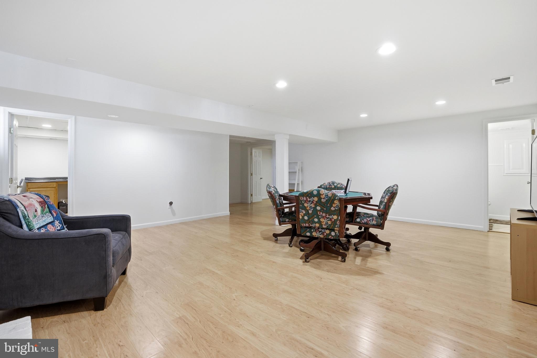 SPRIGGS COVE - Residential
