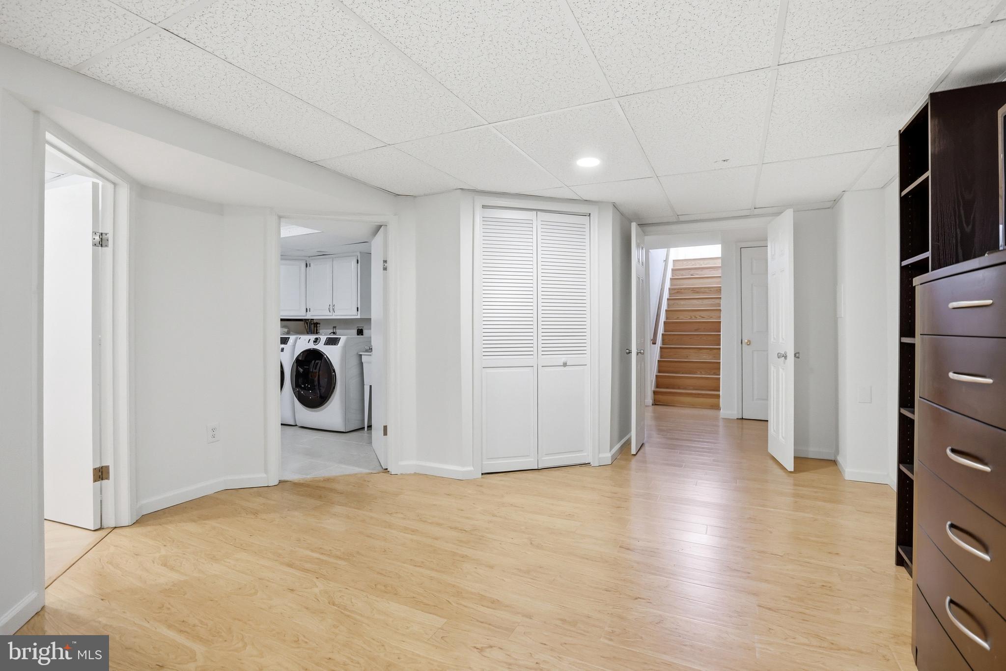 SPRIGGS COVE - Residential