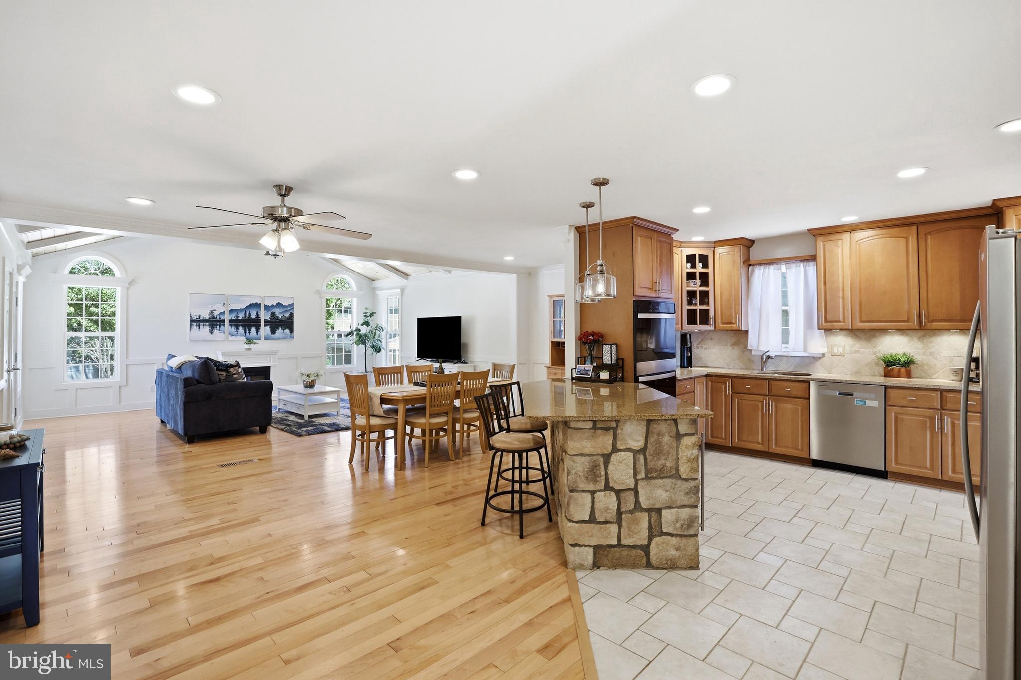 SPRIGGS COVE - Residential