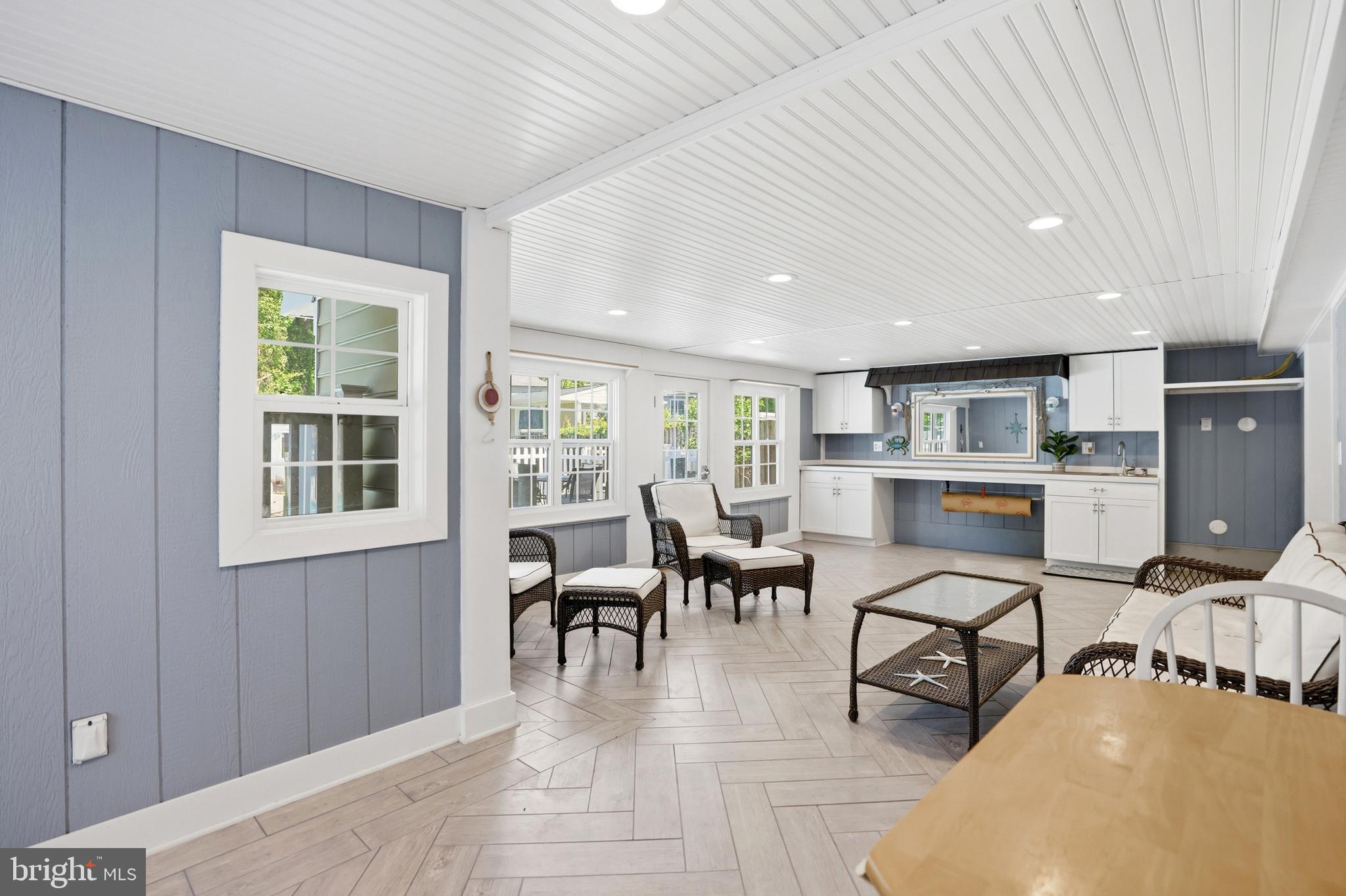 SPRIGGS COVE - Residential