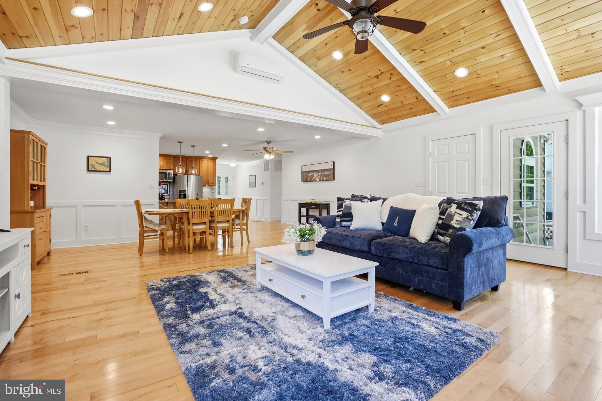 SPRIGGS COVE - Residential