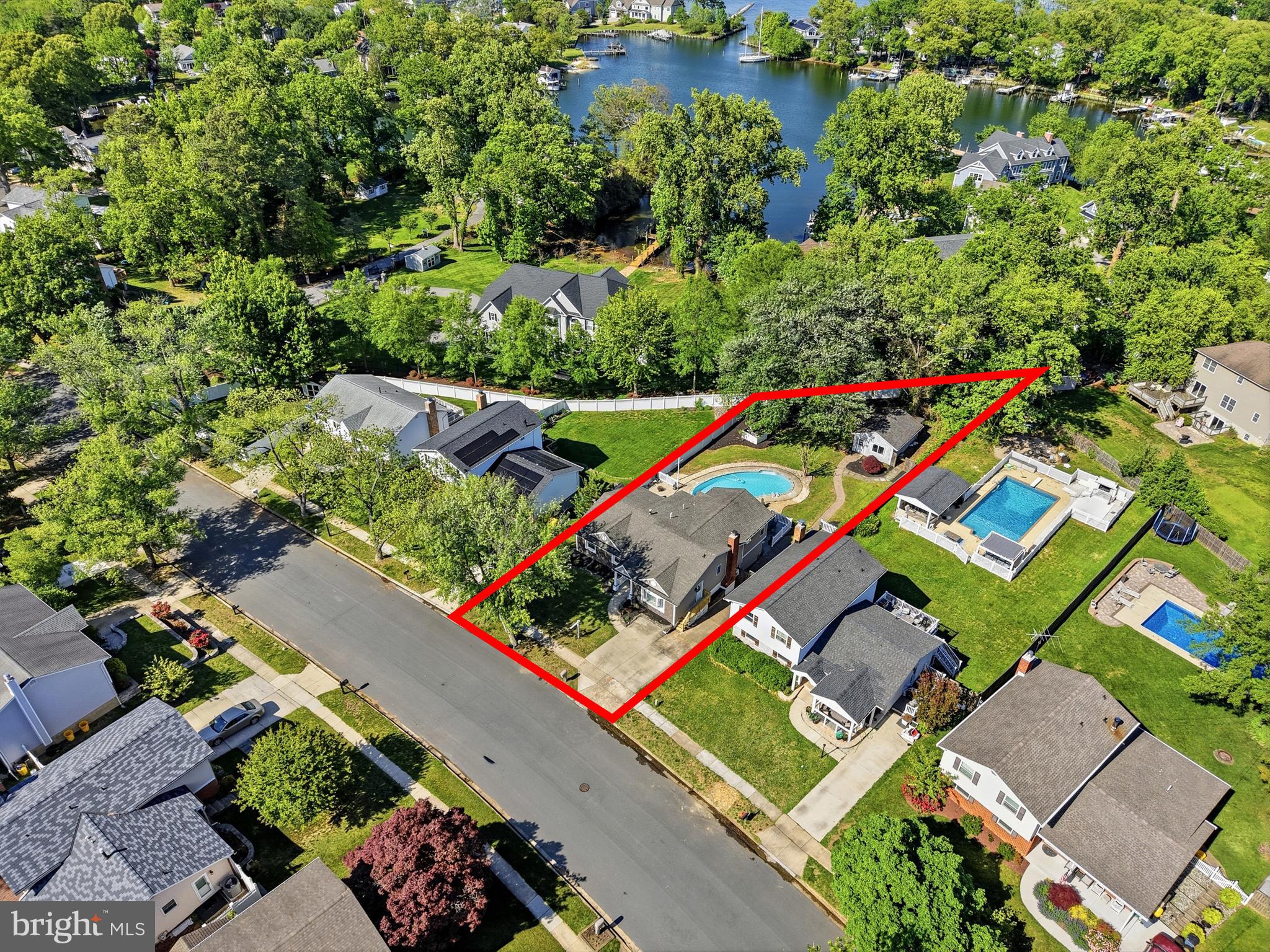 SPRIGGS COVE - Residential