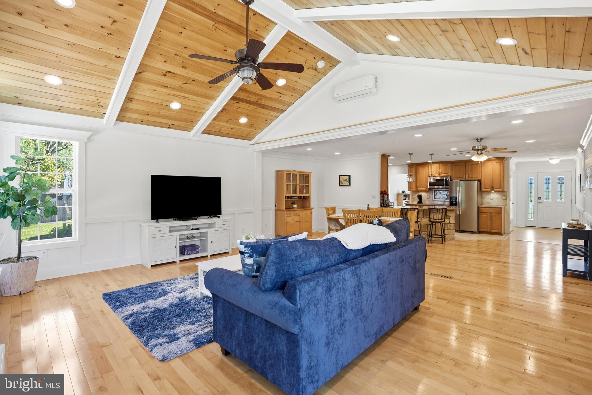 SPRIGGS COVE - Residential