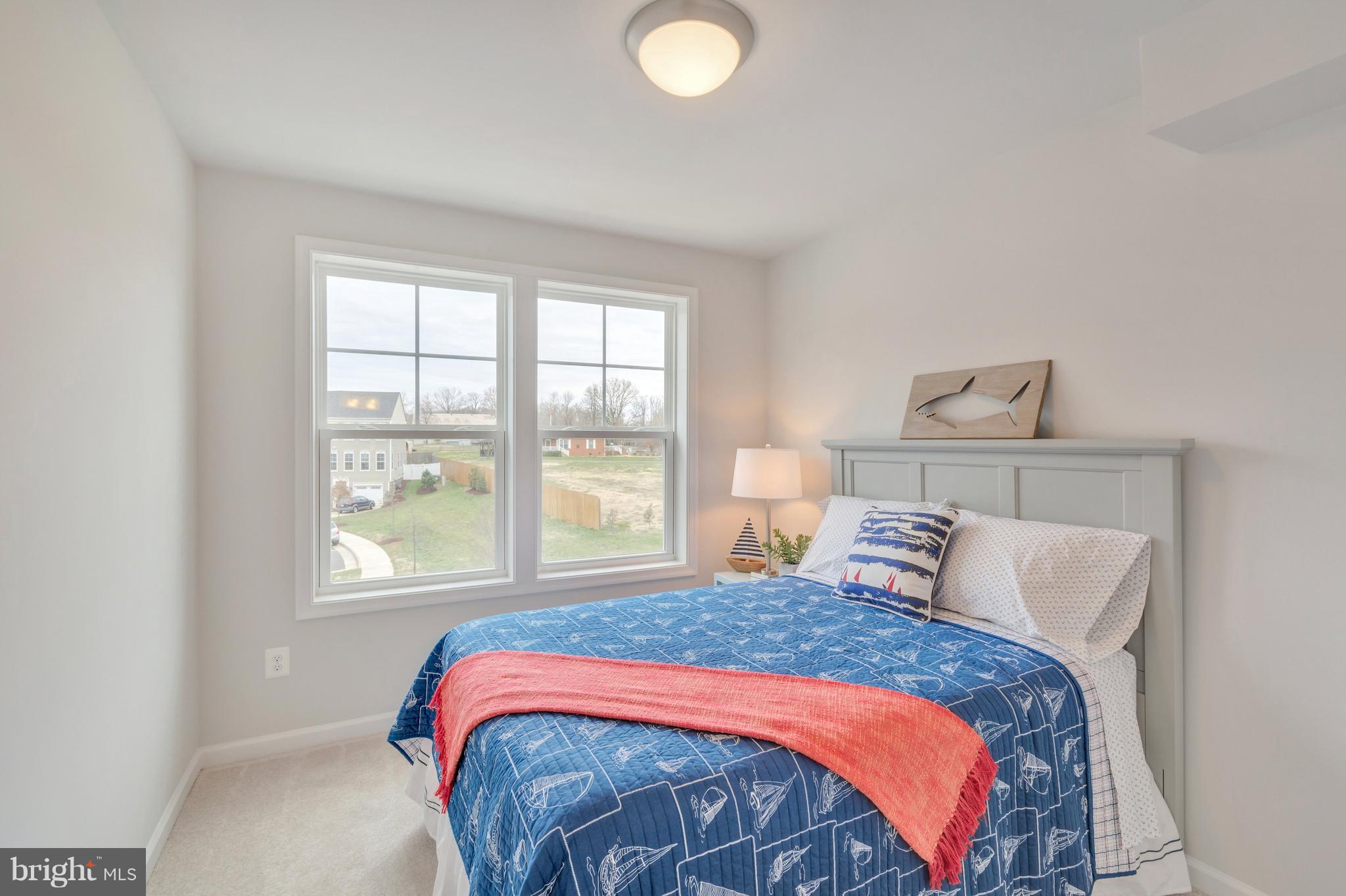 METRO POINTE - Residential