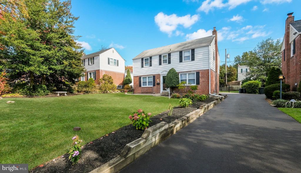 Photo of 403 Brentwood Road, HAVERTOWN, PA 19083 (MLS # PADE2102600)