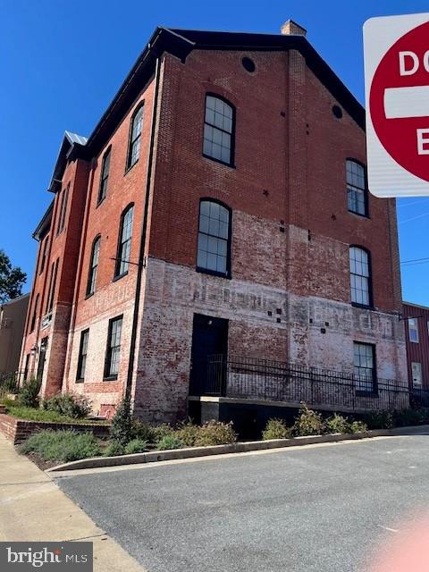 101 W SOUTH STREET