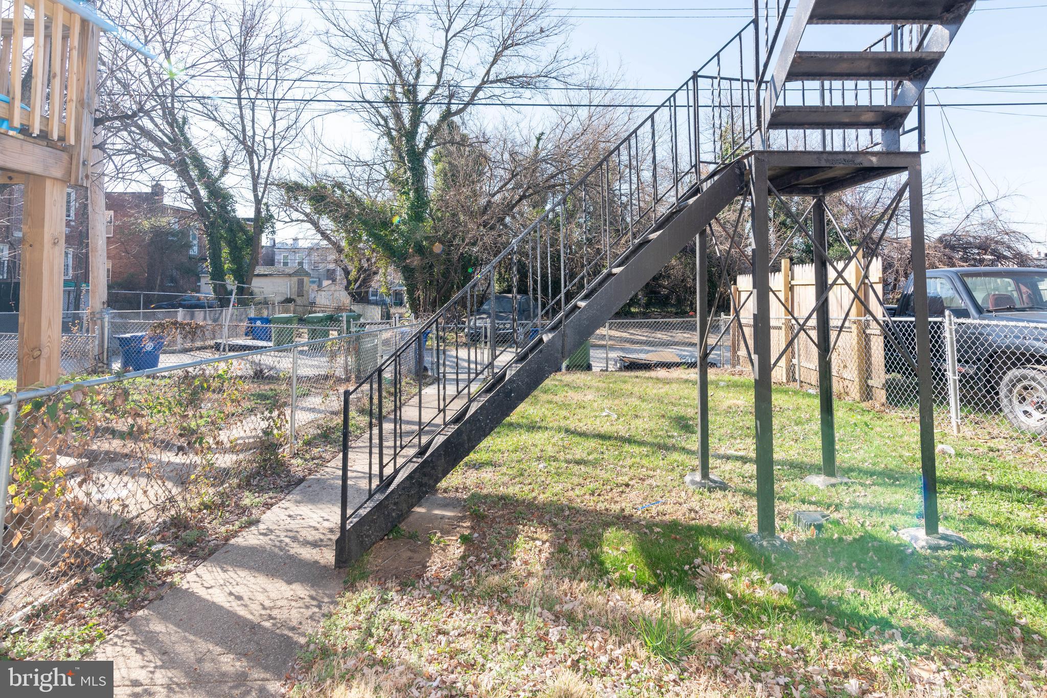 BRIDGEVIEW - GREENLAWN - Residential