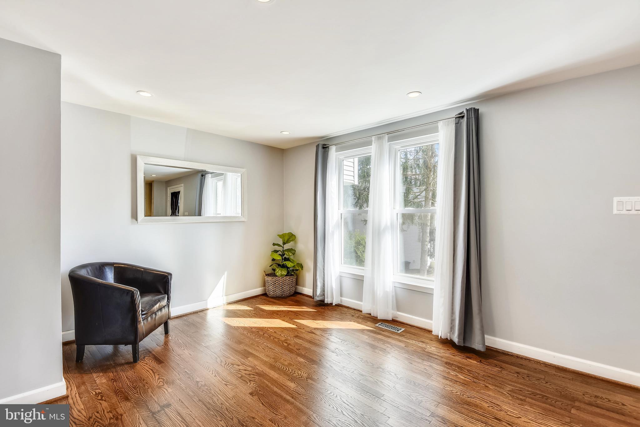 BARTON HILL - Residential