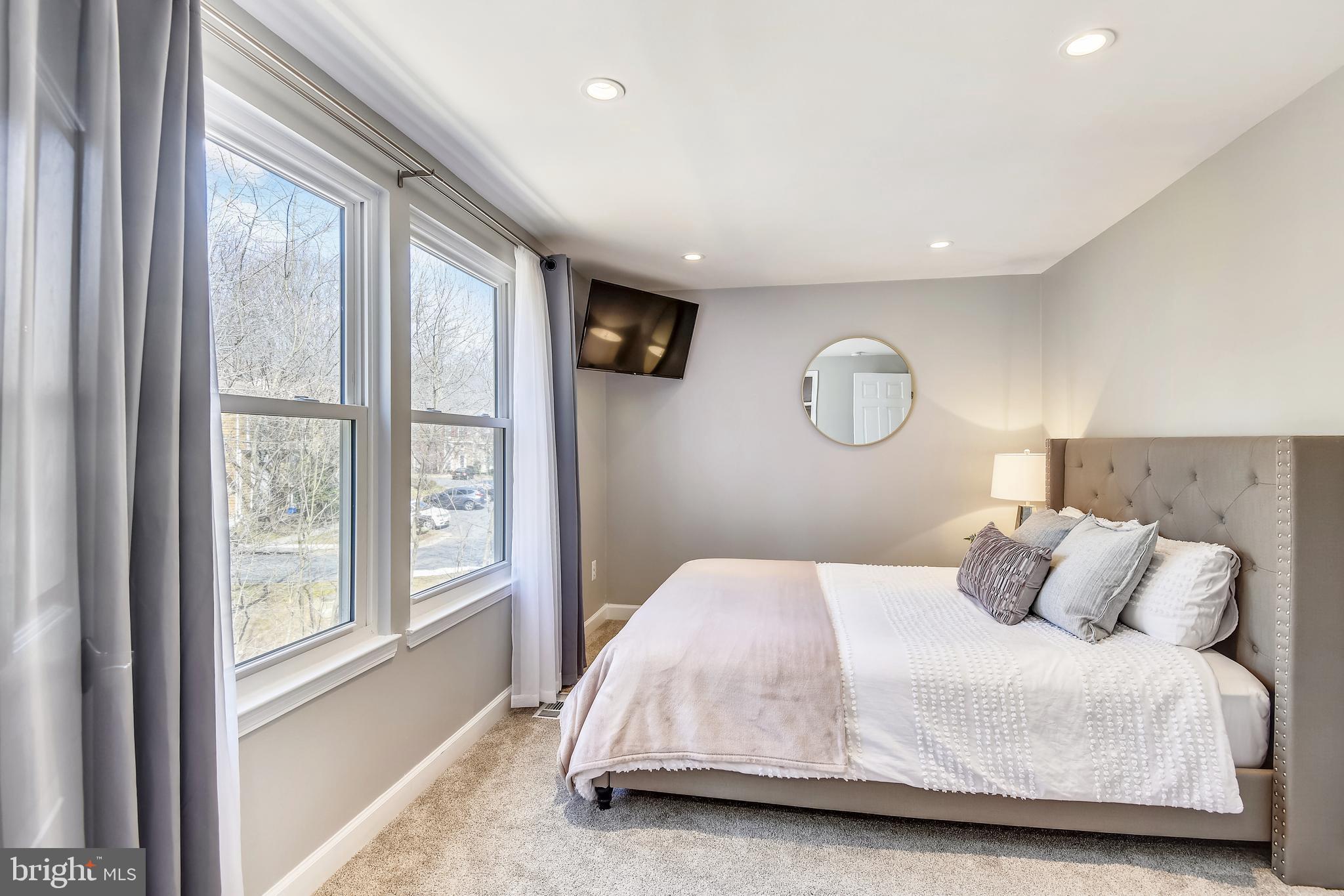 BARTON HILL - Residential