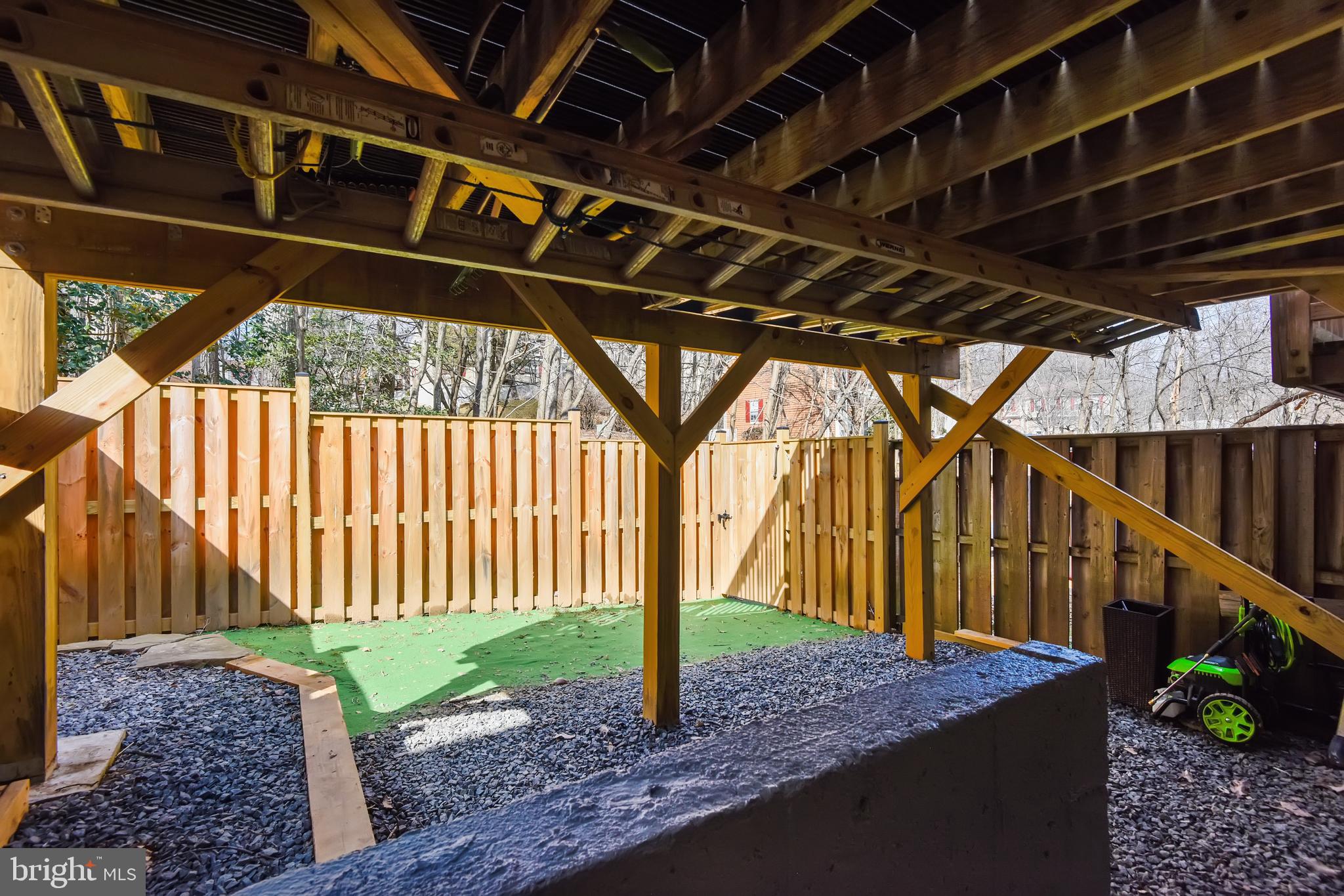 BARTON HILL - Residential