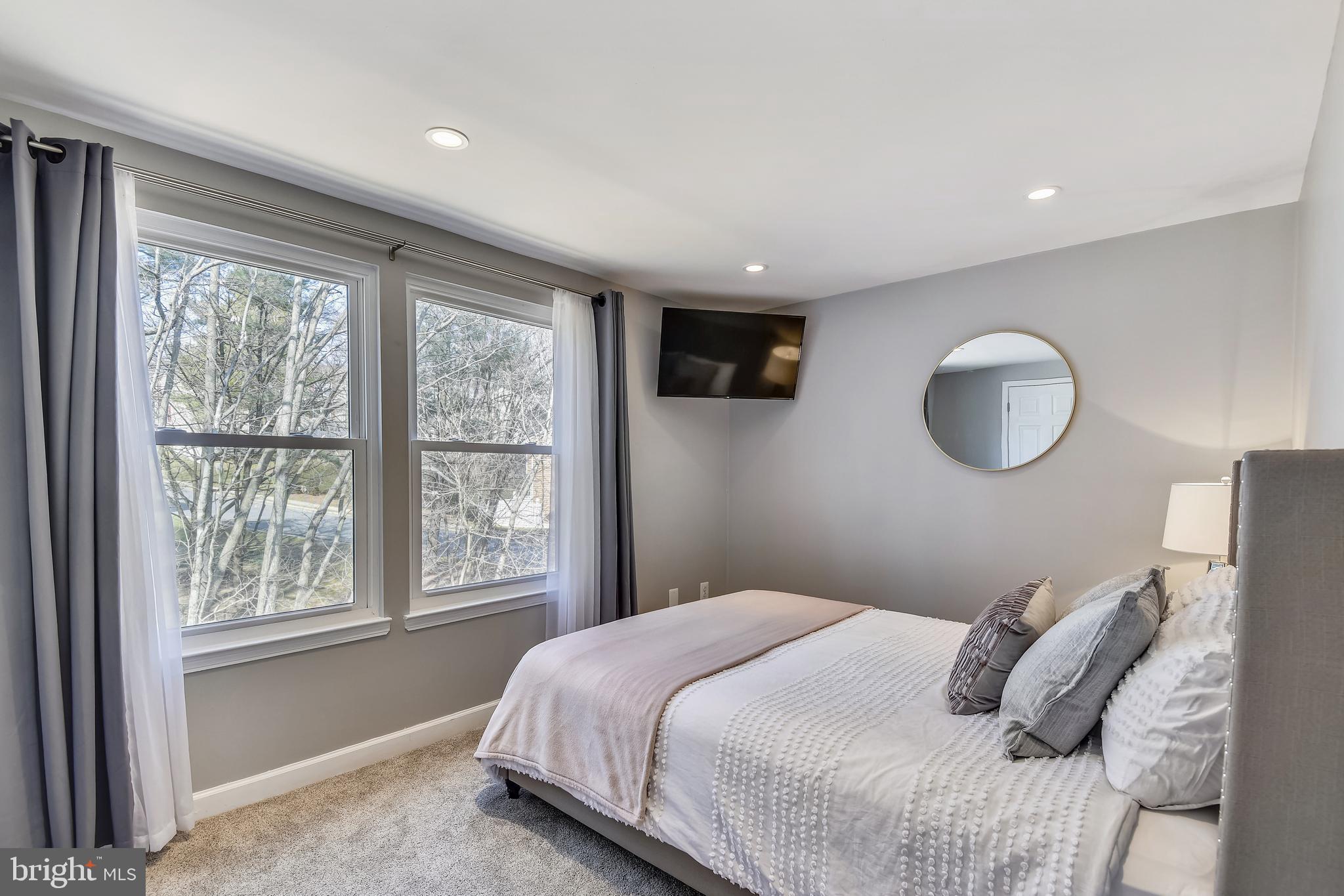 BARTON HILL - Residential