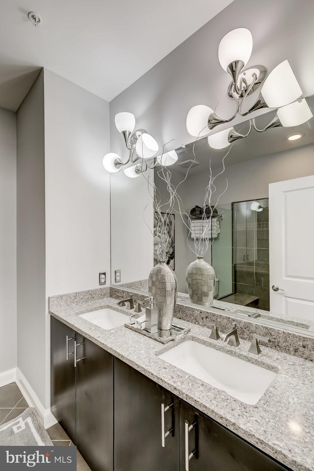 TOWSON GREEN - Residential Lease