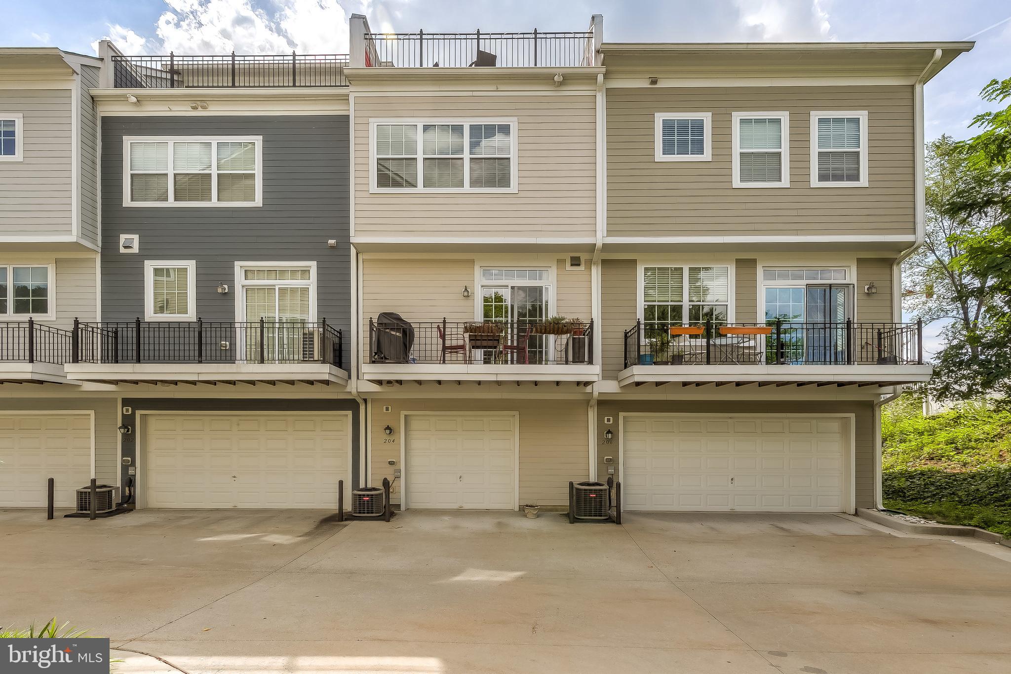 TOWSON GREEN - Residential Lease