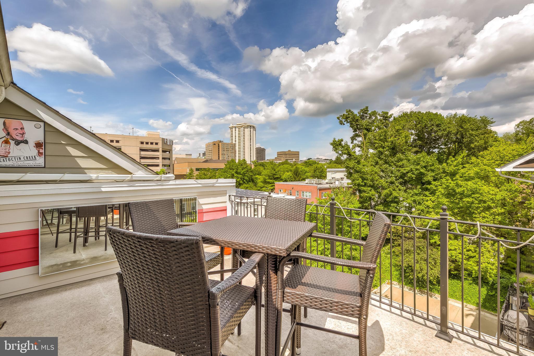 TOWSON GREEN - Residential Lease