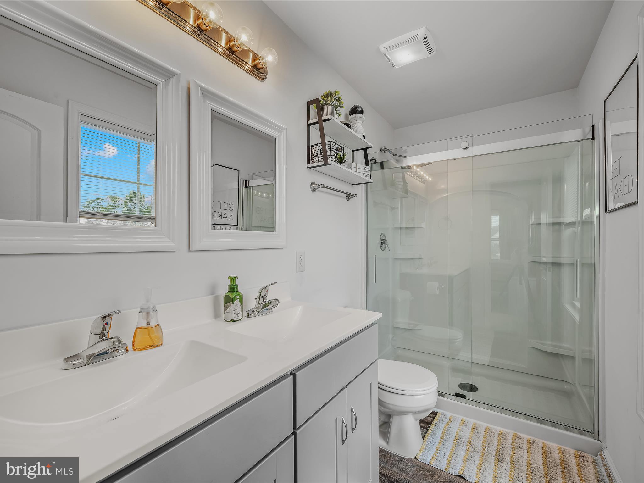 FORT HILL FARMS - Residential