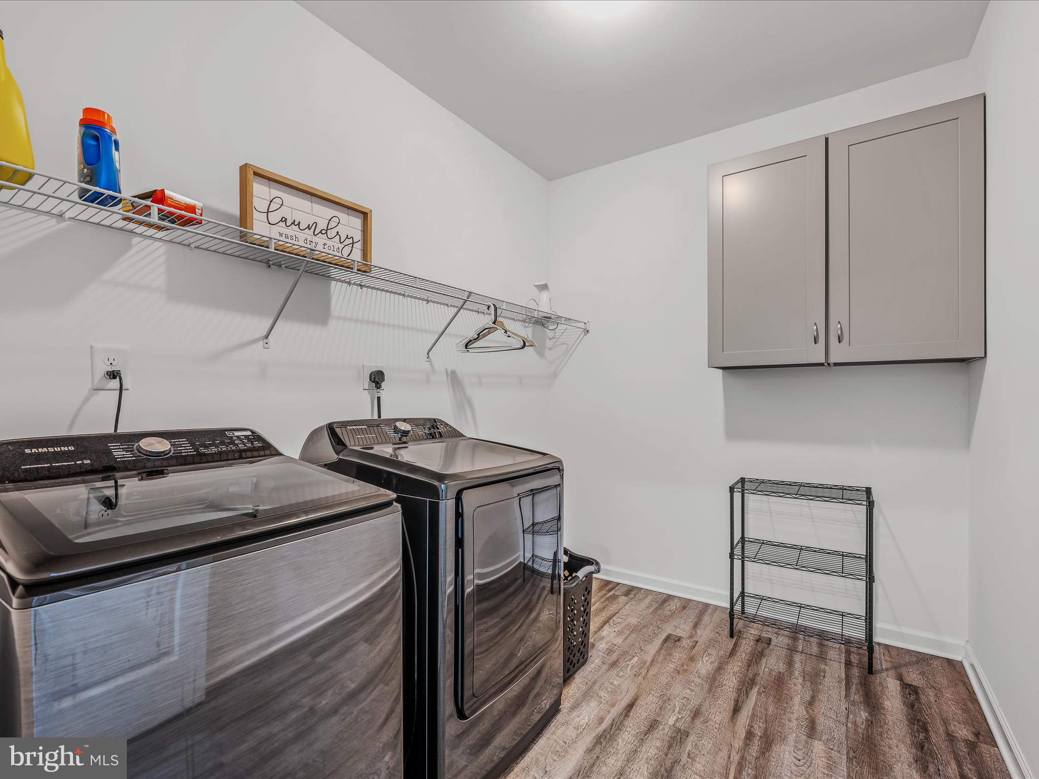 FORT HILL FARMS - Residential